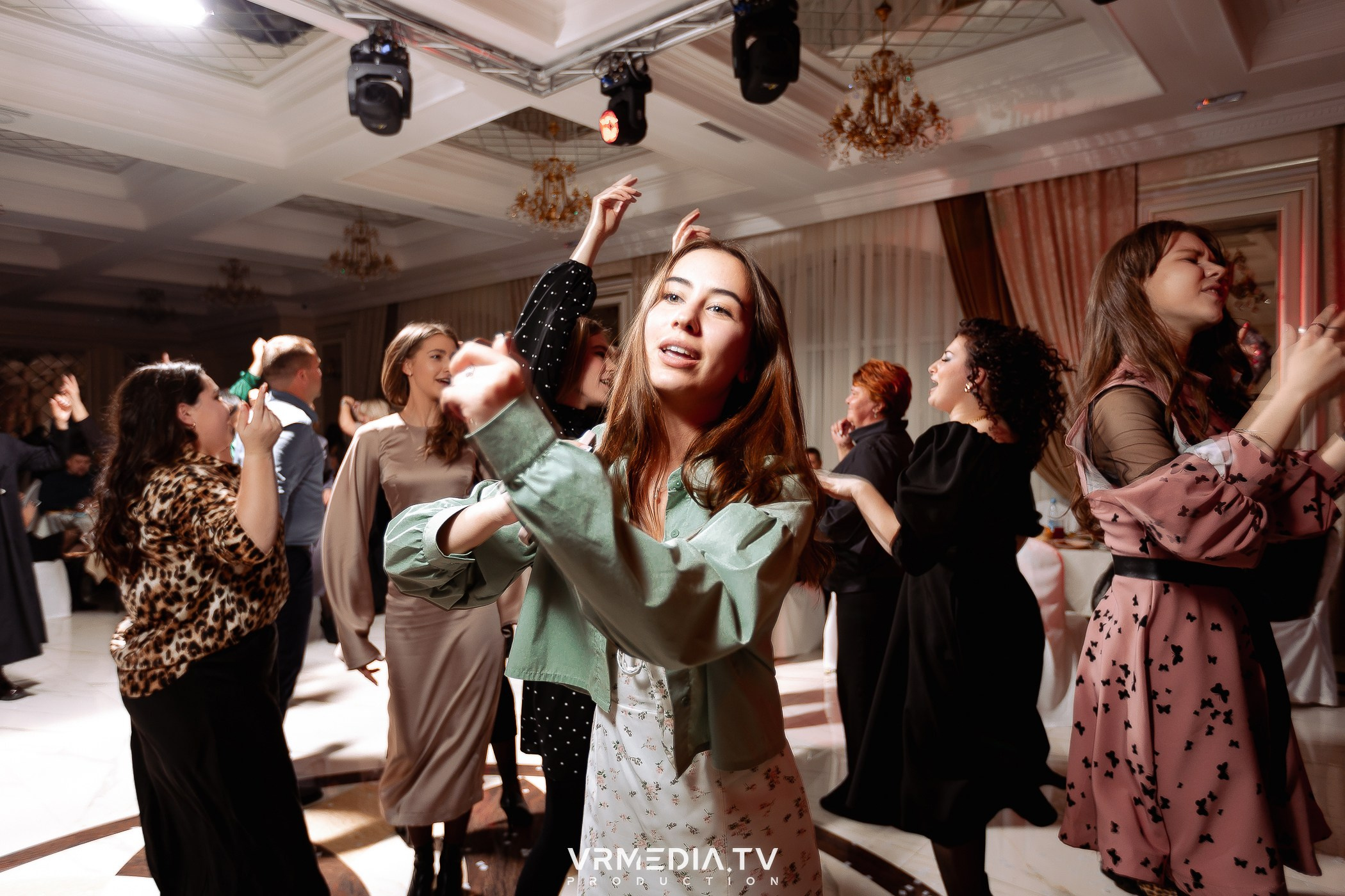 Новогодний вечер в ресторане «Лазурный Берег»