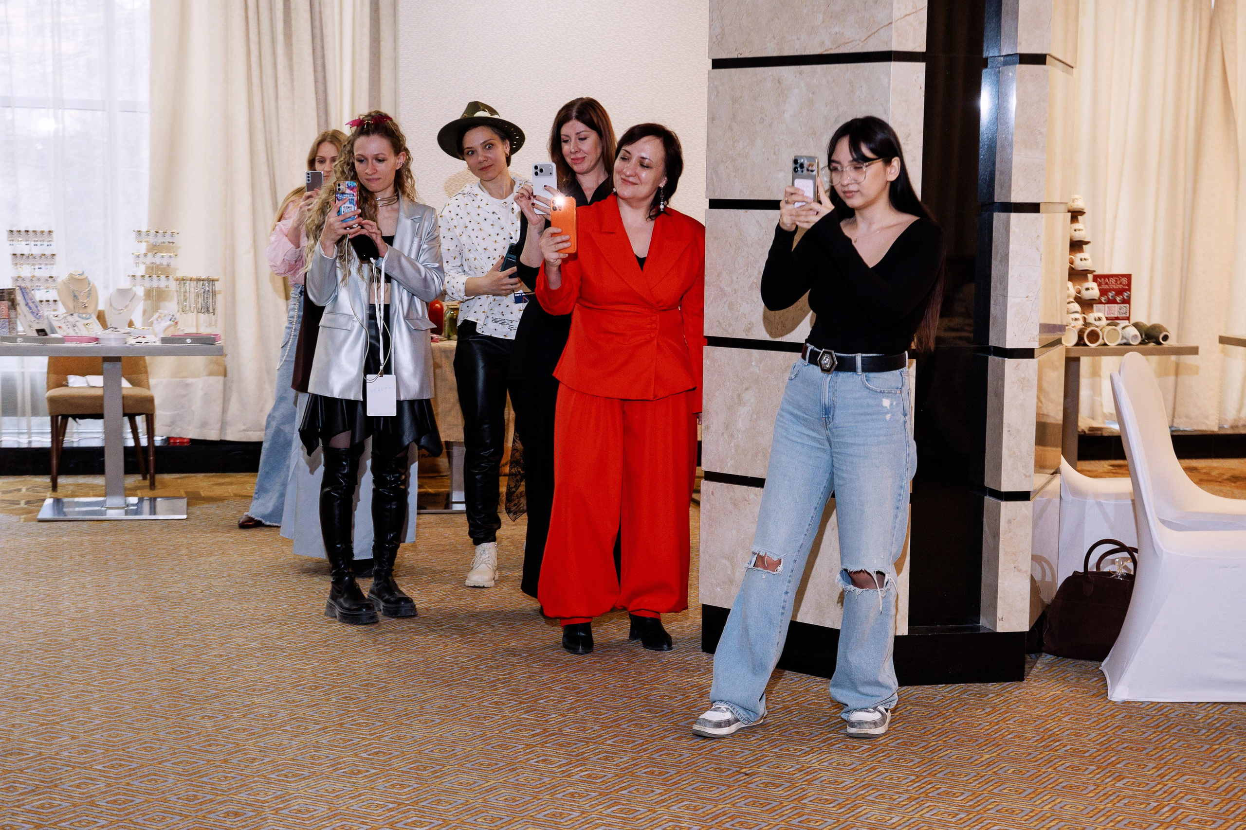 Закрытый нетворкинг. Фотограф Юлия Мальцева