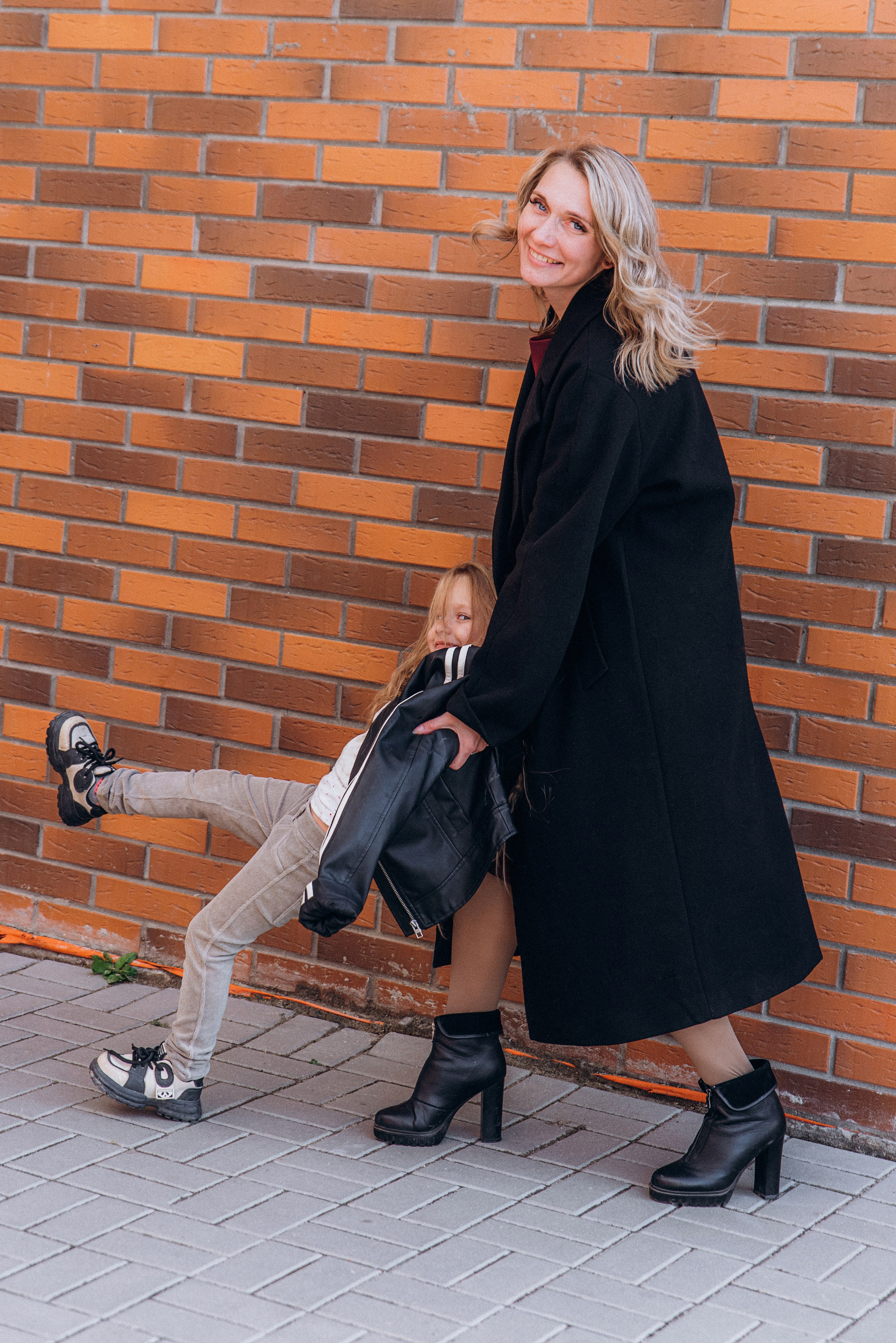 Маша и Ева. Ольга Козлова фотограф Волгоград olkiny-fotki.ru