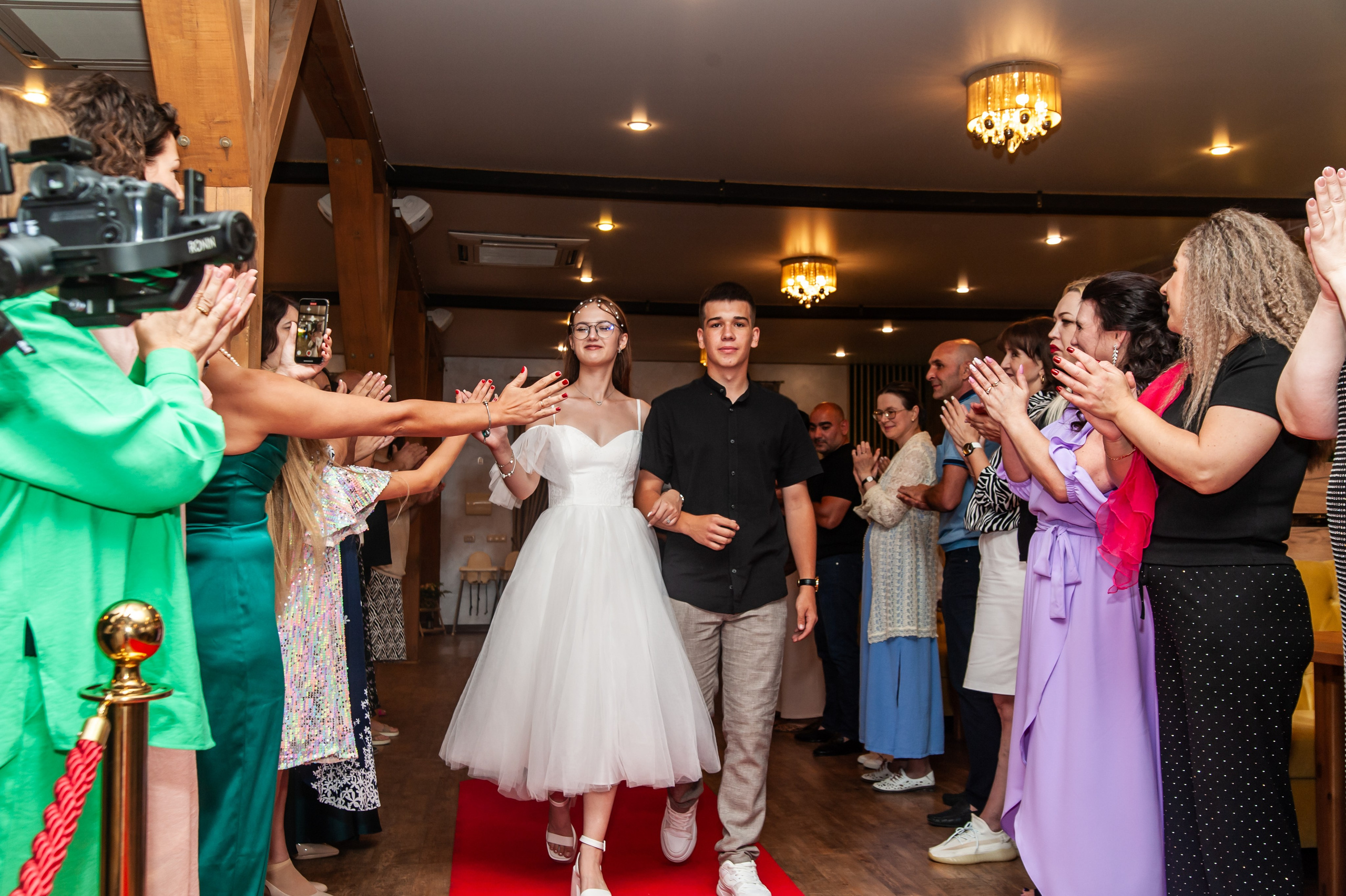 Выпускной МАОУ СОШ № 17 им. Эдуарда Есаяна. Свадебный и семейный фотограф Денис Лукьянов в Краснодаре, Краснодарском крае и Республике Крым