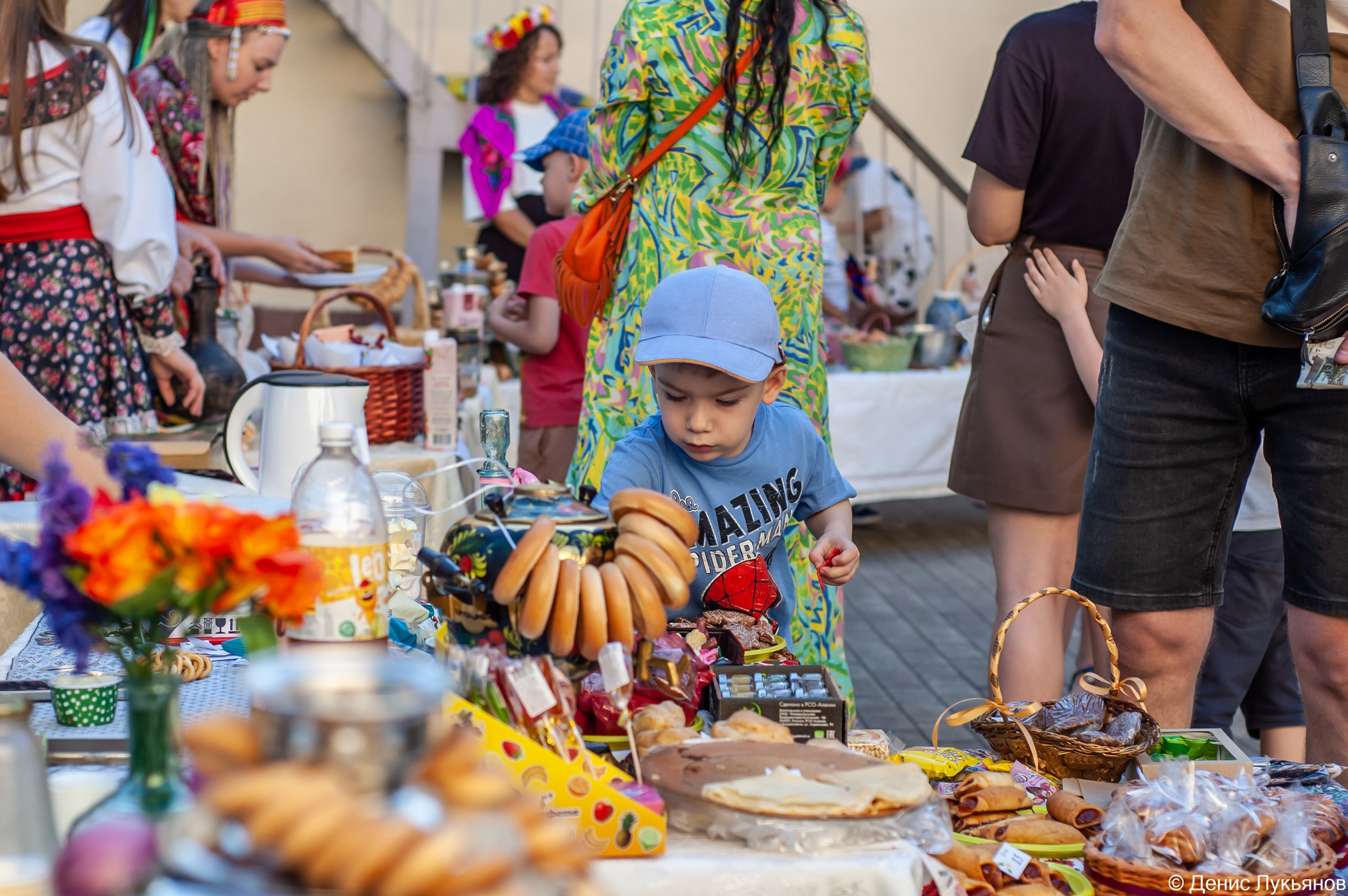 Ярмарка. Свадебный и семейный фотограф Денис Лукьянов в Краснодаре, Краснодарском крае и Республике Крым