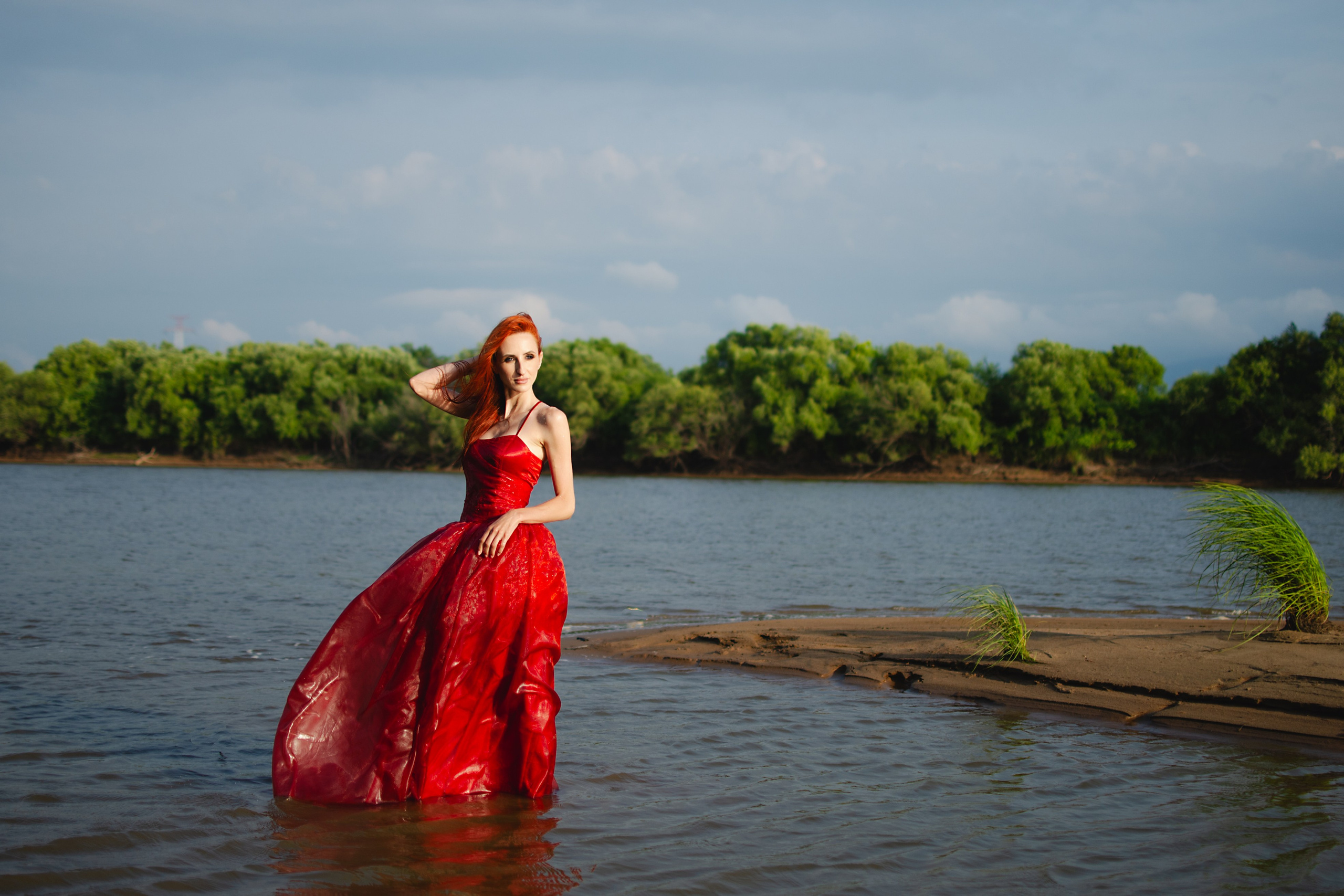 Фотосессия на берегу реки. Модель Анна. Фотограф в Хабаровске