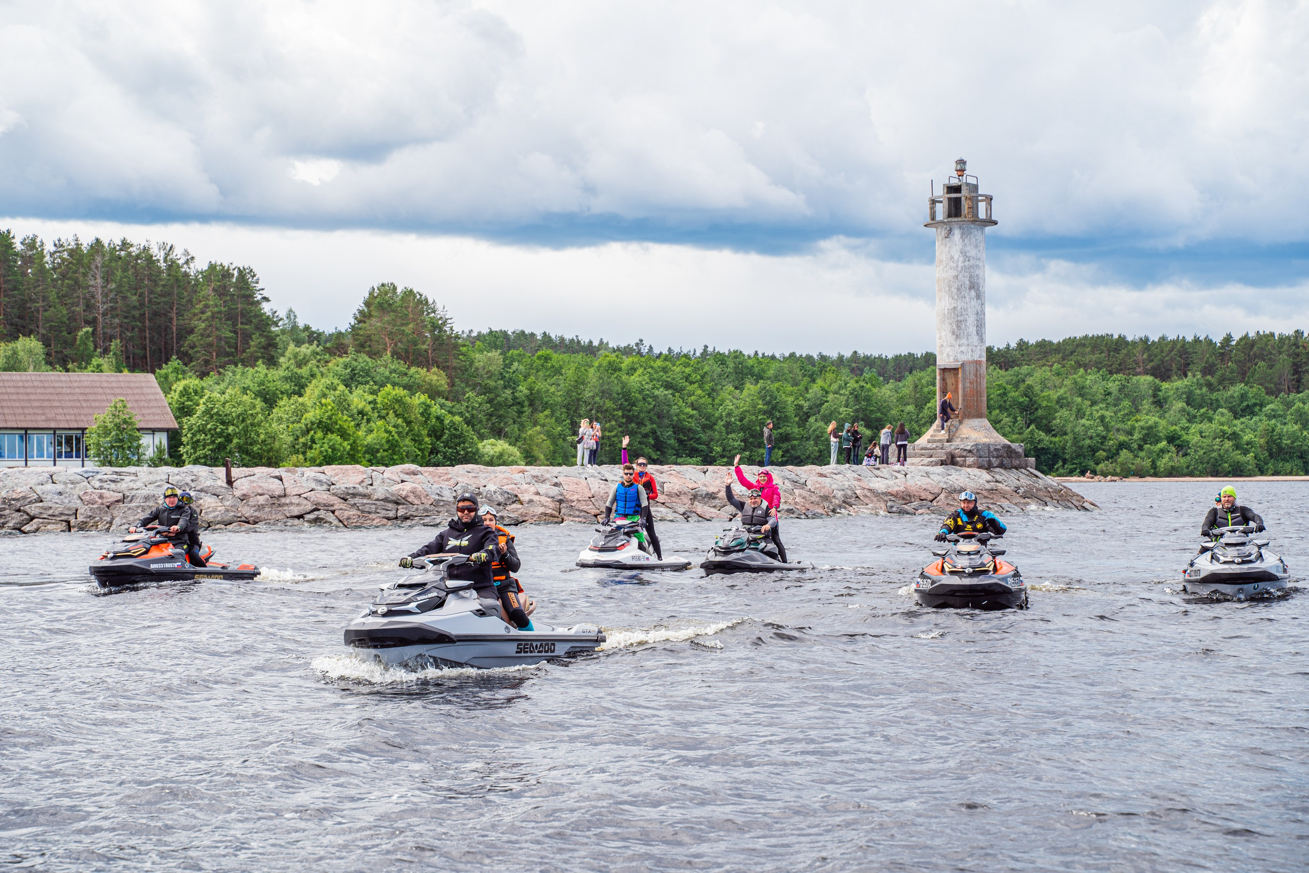 Гидровыезд в Коневский мужской монастырь. Свадебный, семейный, портретный, репортажный фотограф в Санкт-Петербурге