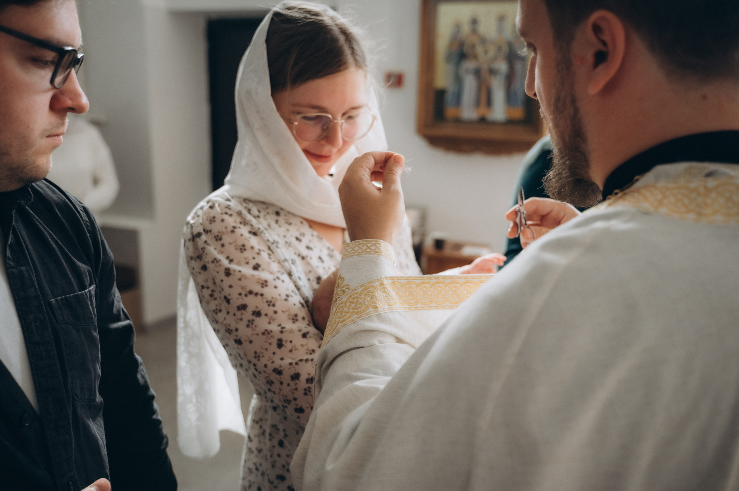 Крещение Ромы (Приход храма святой Равноапостольной княгини Ольги). Семейный фотограф в Минске Дарья Дреко