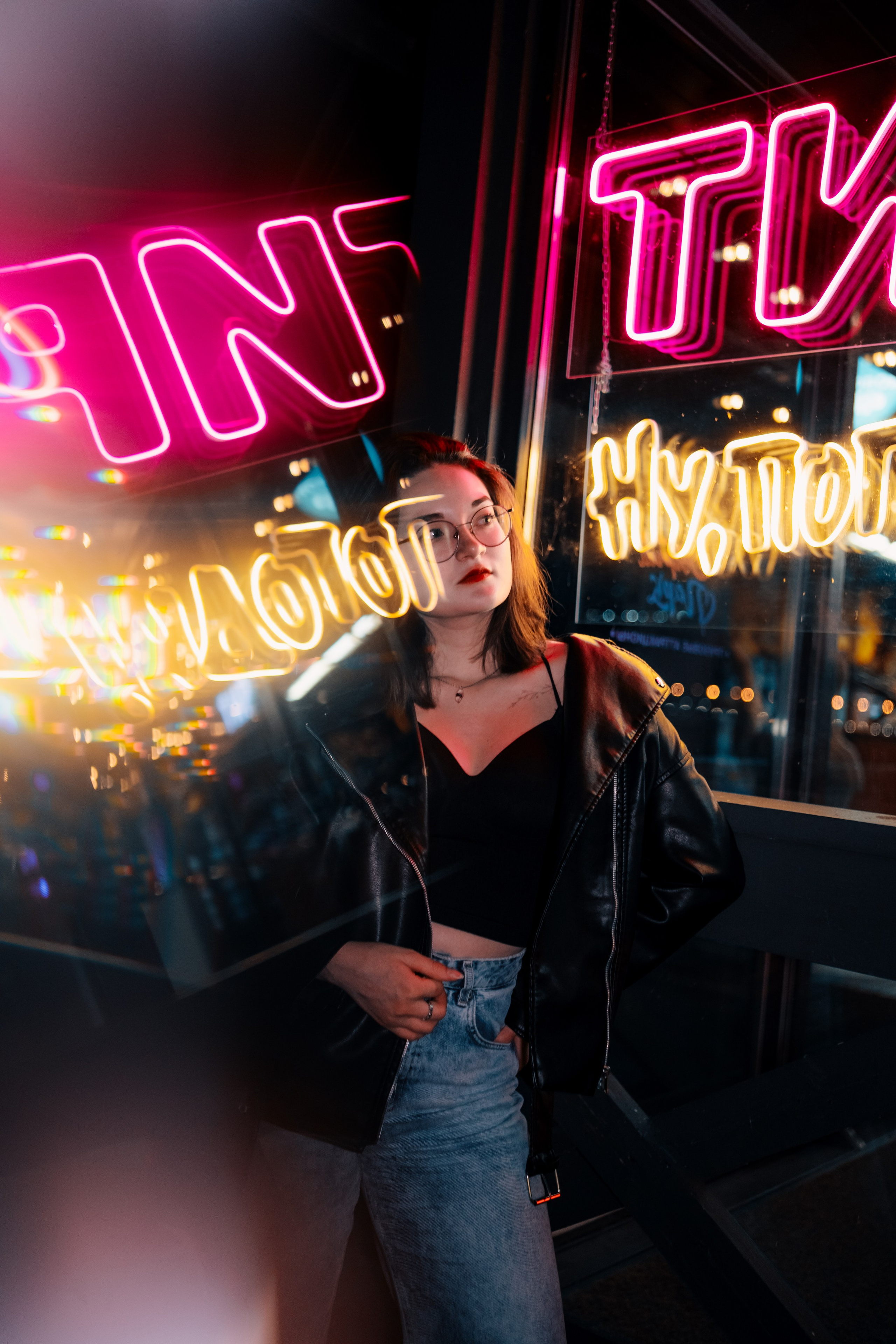 Юля | Палитра неоновых огней. Felixtones