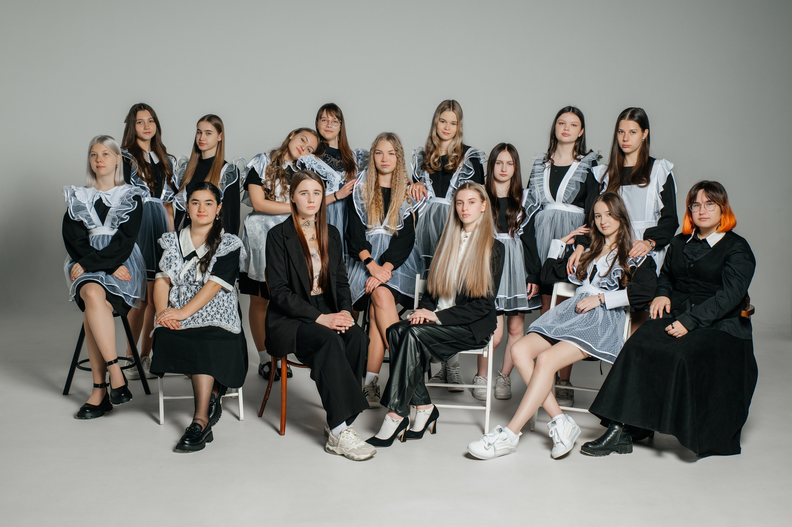 Школа № 16 — Владивосток 2025. Фотограф Ярмишко Дарья. Выпускные фотокниги