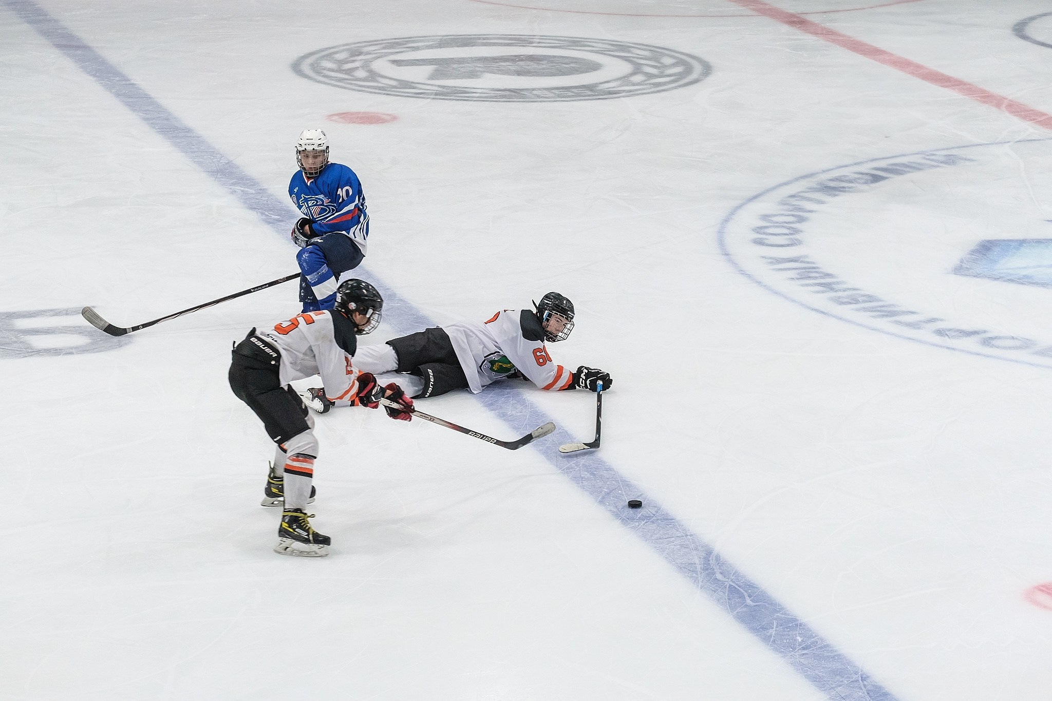 Хоккейный матч Вымпел-2011 (Междуреченск) vs Ермак (Ангарск) — фотограф в Междуреченске Никита Максимов