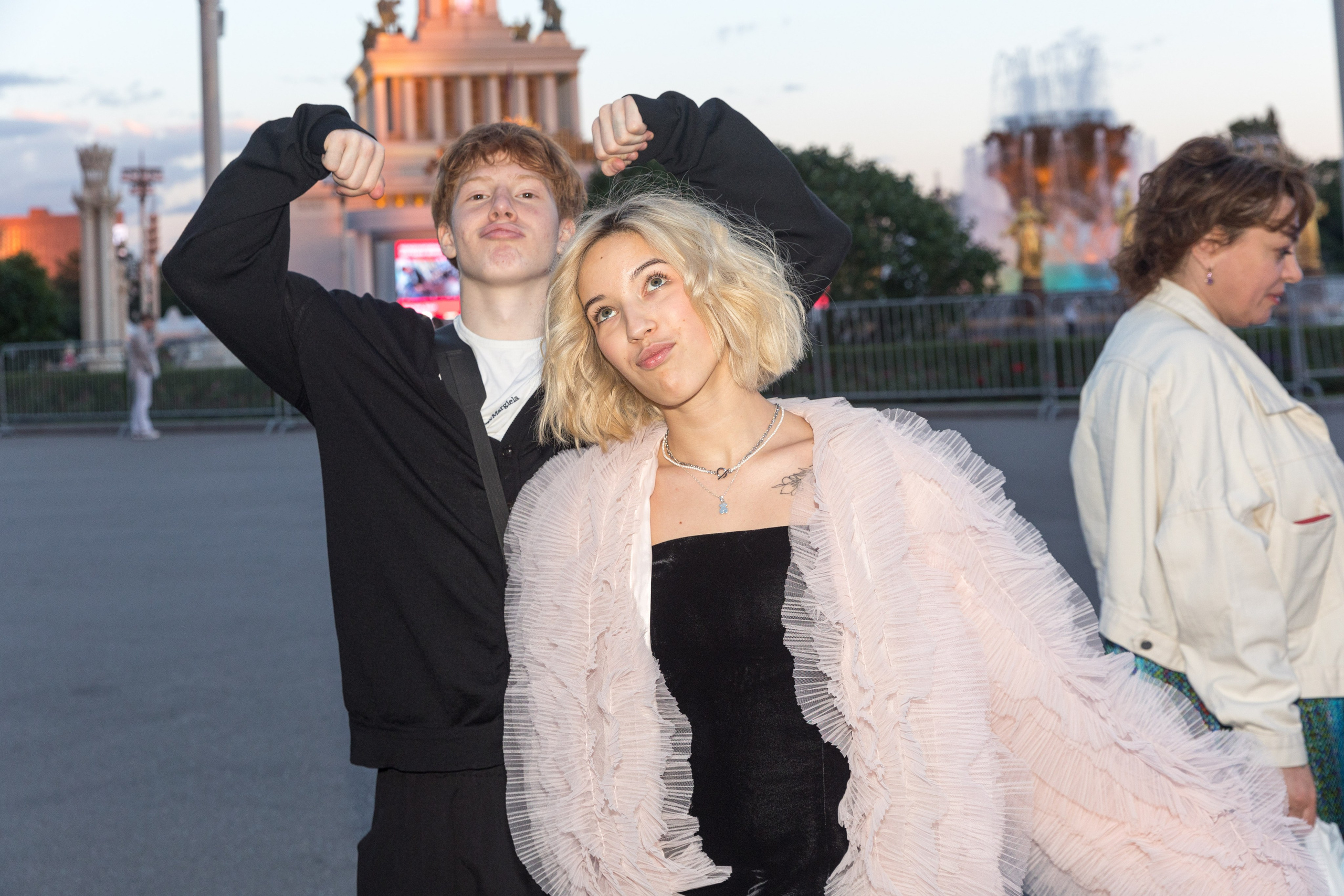 Прогулка перед выпускным. ВДНХ. Школьный фотограф в Москве Семенова Ирина