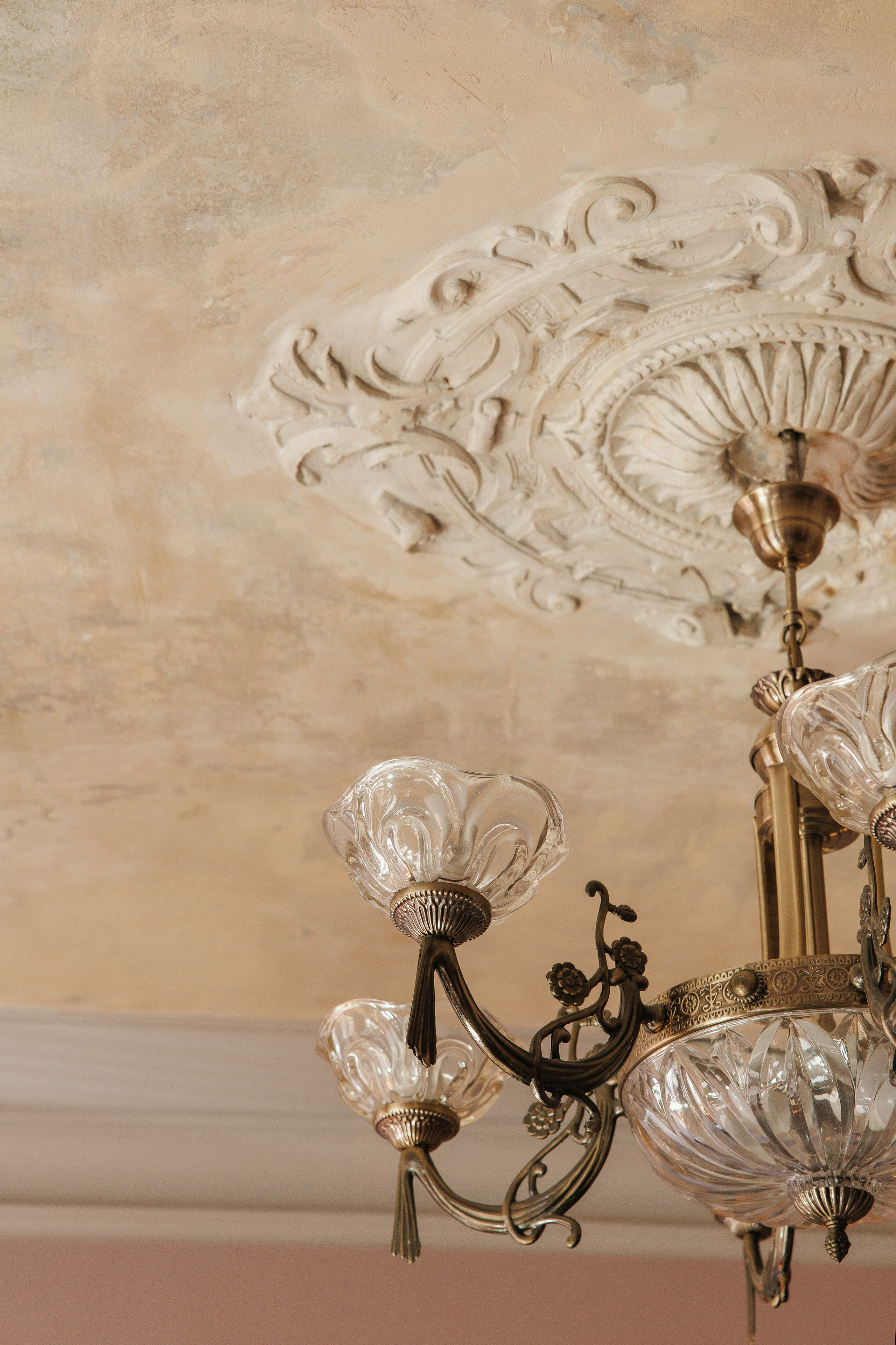 Нежная весенняя свадьба. Профессиональный фотограф в городе Уфа