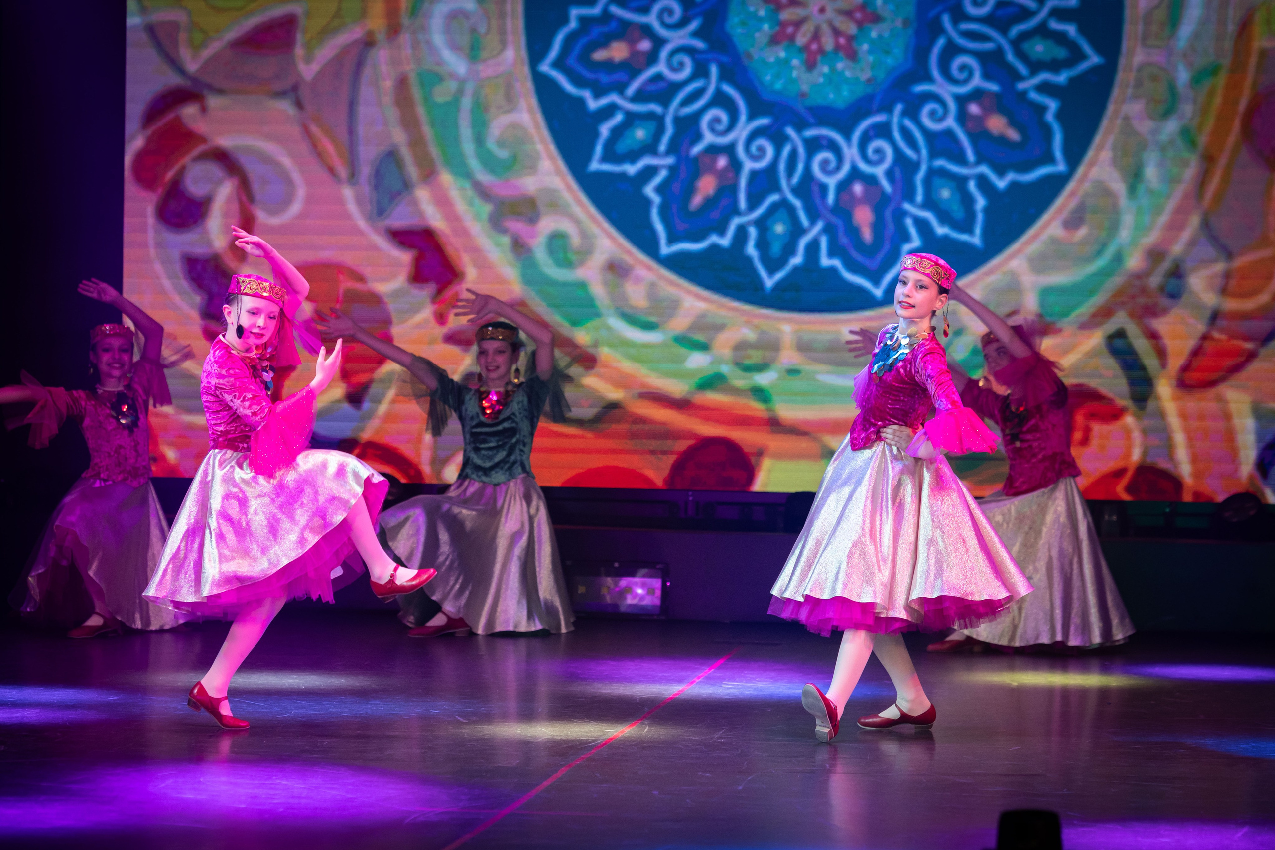 Дк Воровского отчетный концерт. Семейный и детский фотограф Анна Петракова