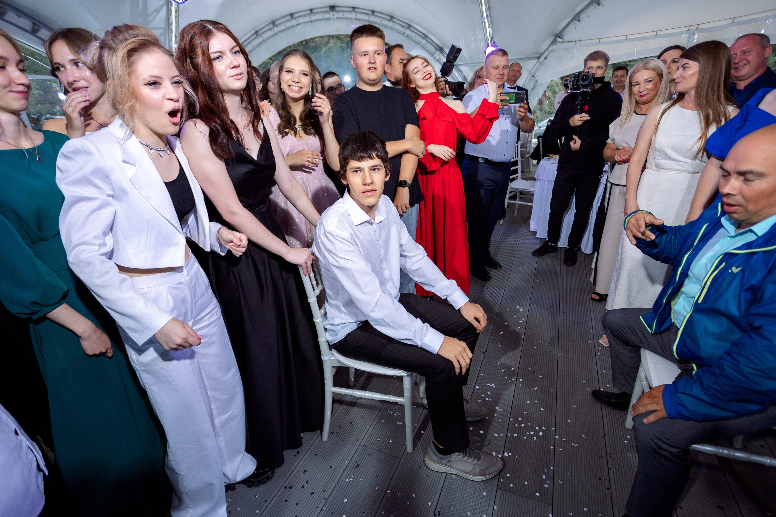 ВЫПУСКНОЙ: Волки-Липки. Все фото. Профессиональный фотограф в Ижевске Леша Петров