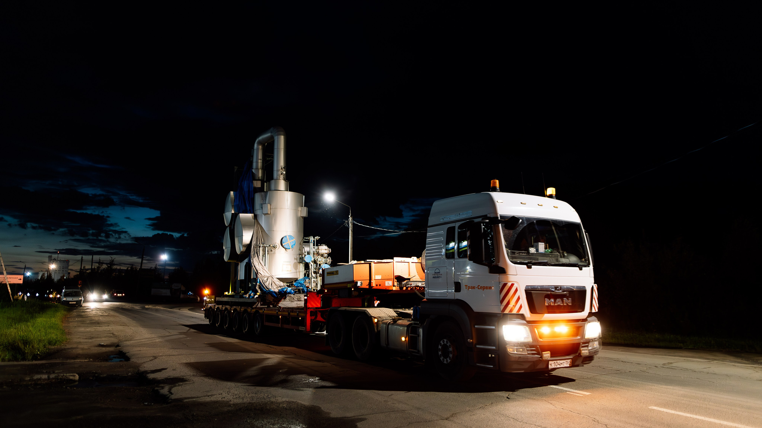 Большегруз «Компании Трак-Сервис». Свадебный фотограф Михаил Александров