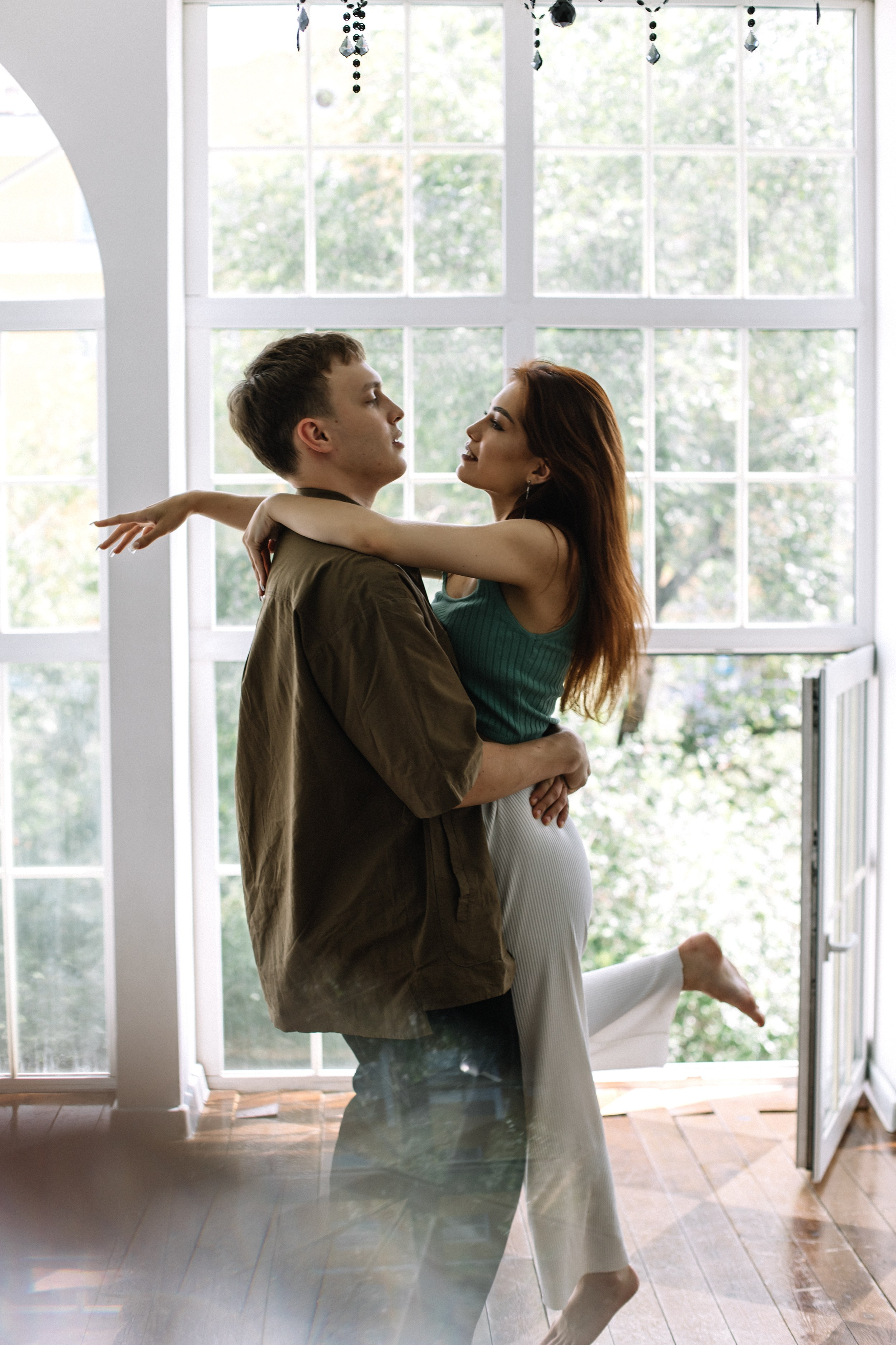 Кирилл & Катерина. Фотограф Григорьева Ольга. Портретная, семейная съёмка, Love Stori, видеосъёмка в городе Чита. Выпускные альбомы, фотокниги