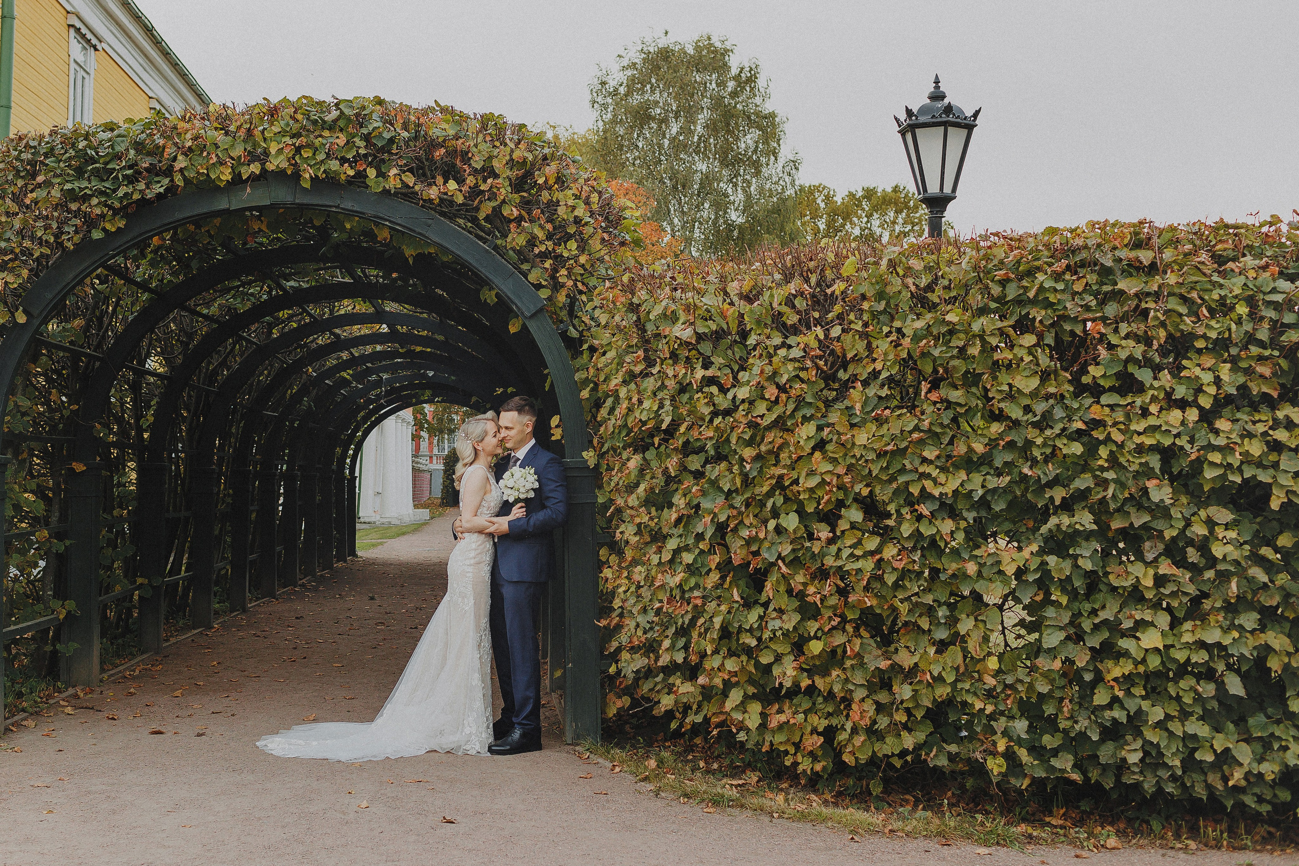 Свадебная фотосессия в Таганском ЗАГСе и Кусково. Фотограф в Москве и Люберцах Анна Ушакова
