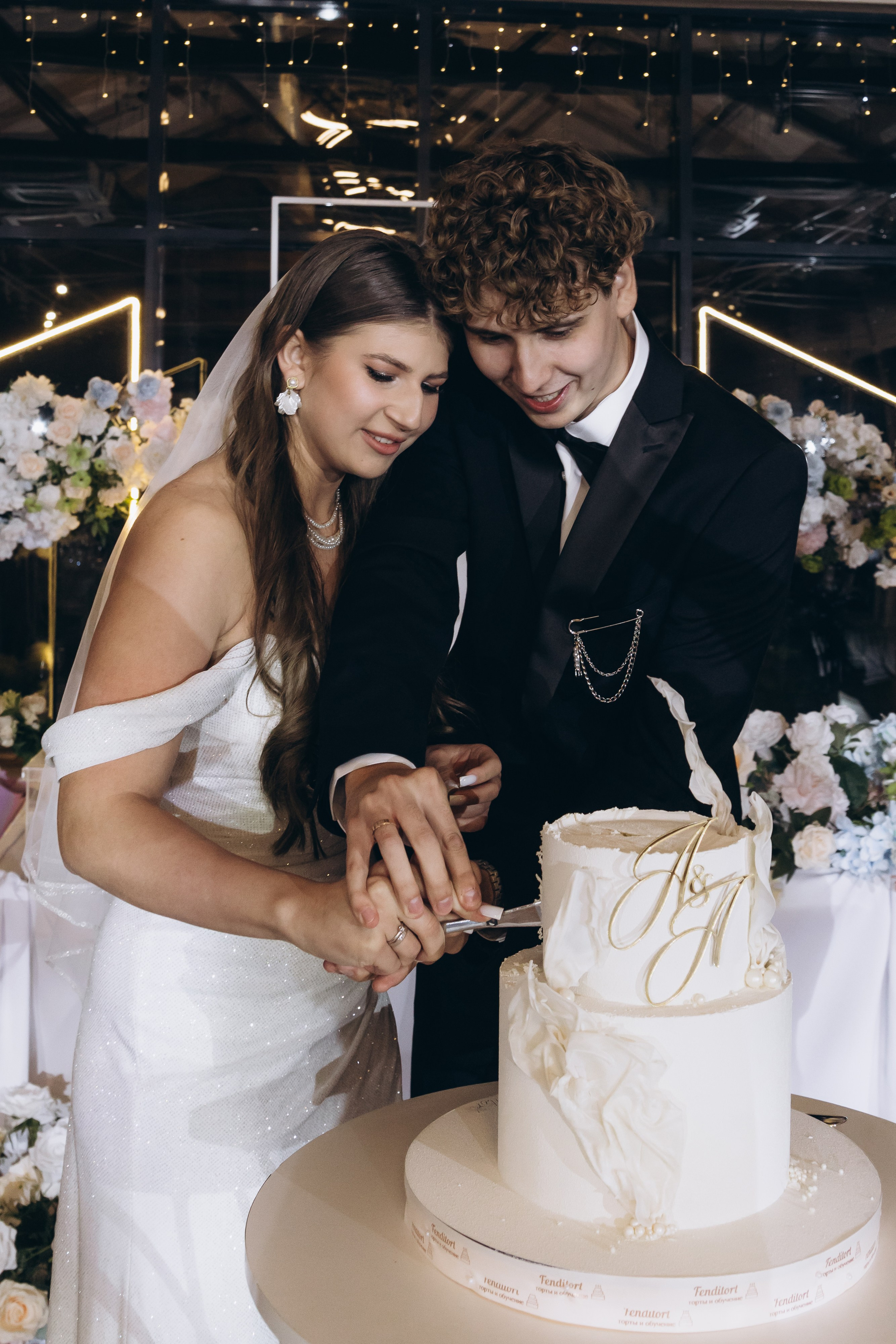 03.08.25 Артем & Анастасия. Свадебный и семейный фотограф в Новосибирске Дарья Кель