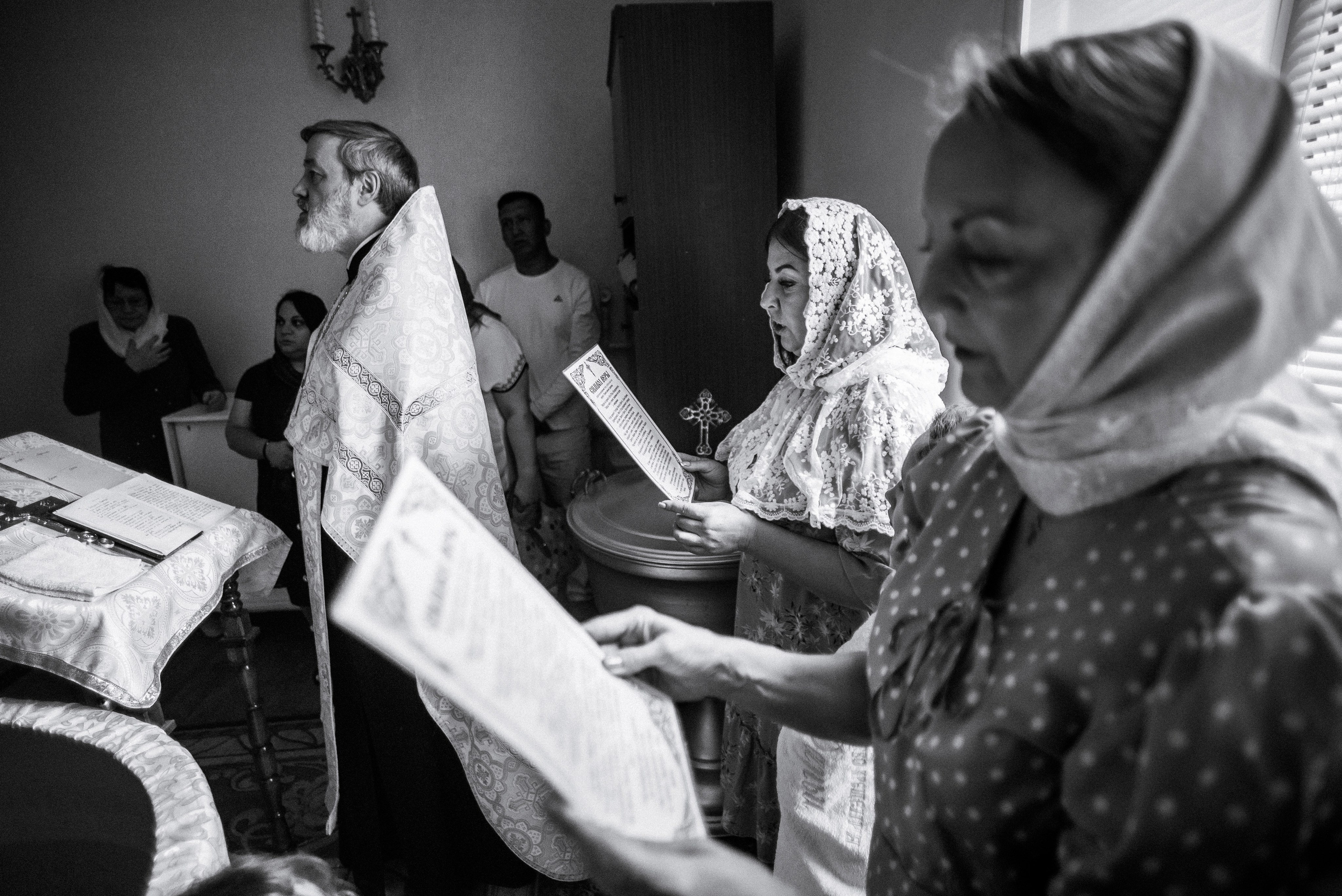 Крещение Даши и Алены. Семейный документальный фотограф в Волгограде Мариэта Додина