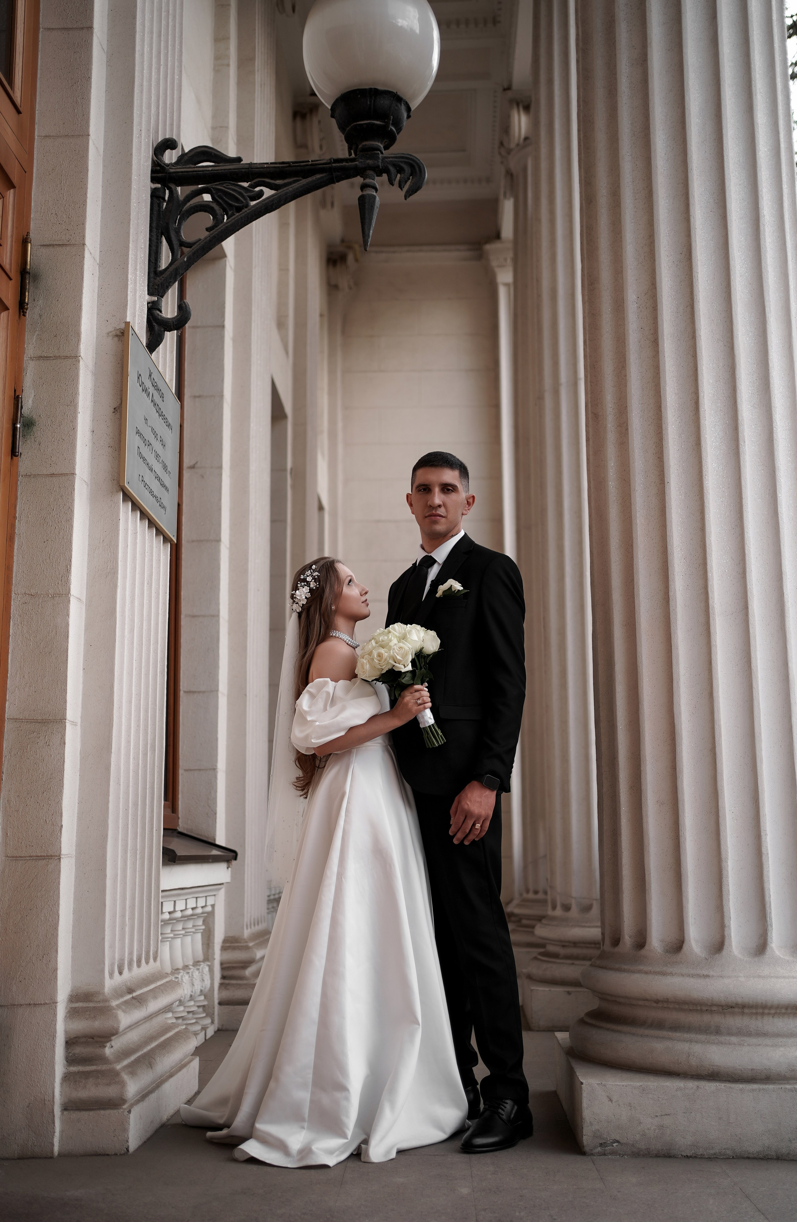 Свадебная прогулка Жанны и Рамиса в парке имени Октябрьской революции. Свадебный фотограф в Ростове-на-Дону. Таинство Крещения и Венчания, семейные фотосессии. Алёна Чёботова