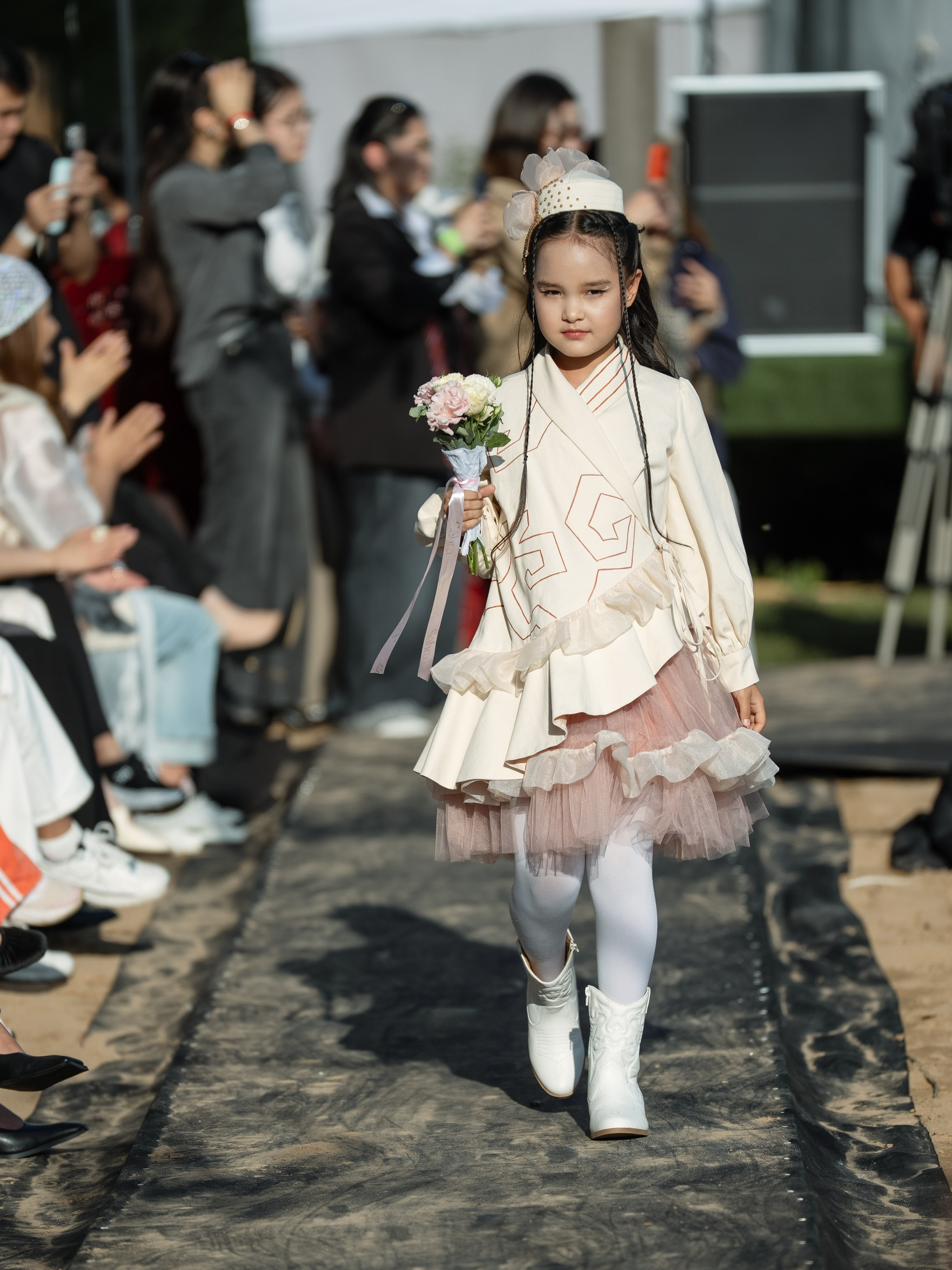 Brand Darideiya. Сайт Алматинского НЮ АРТ, будуар и фэшн фотографа Дениса Карпенко