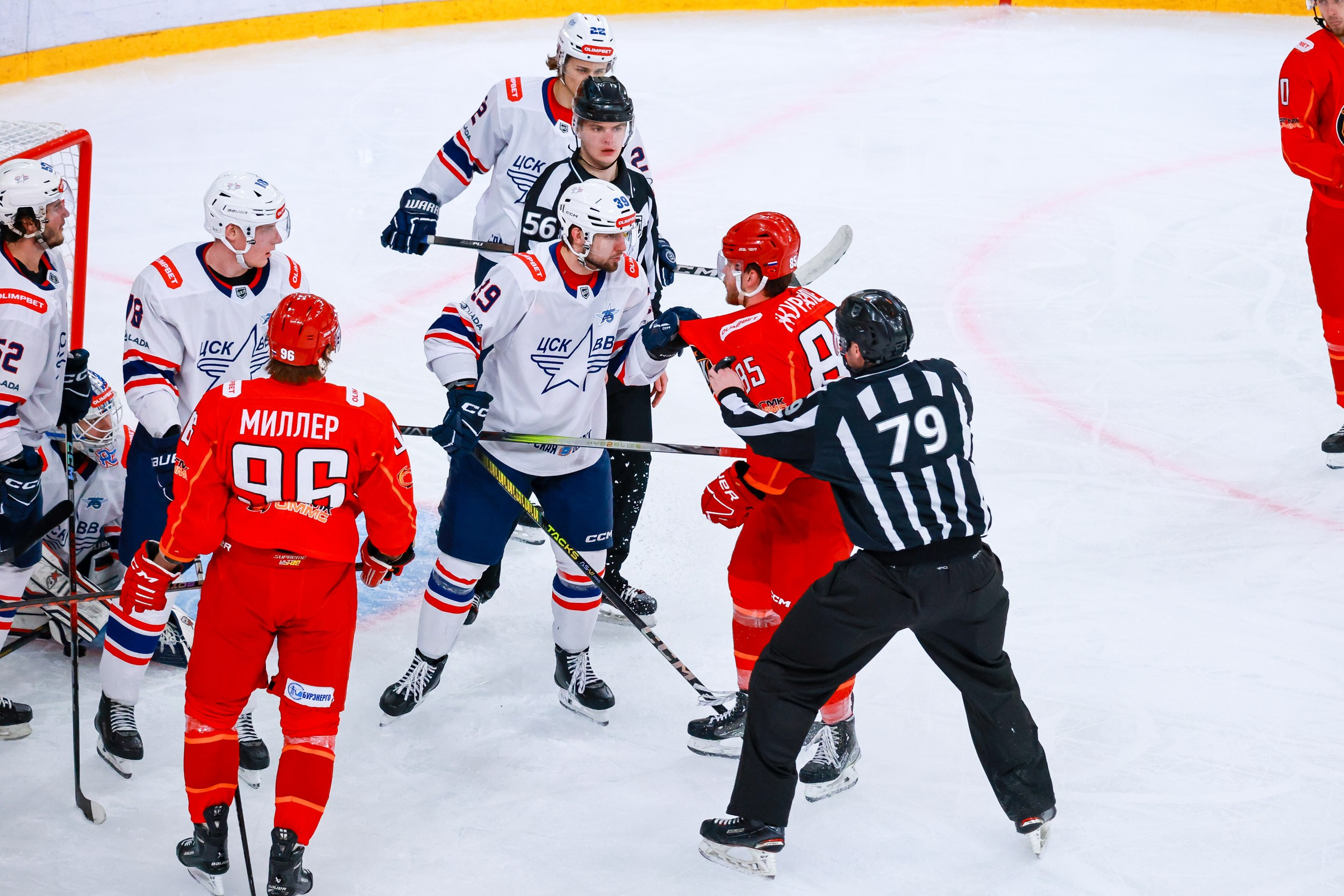 Хоккей. Спортивный и репортажный фотограф в Екатеринбурге Пустовая Аделя