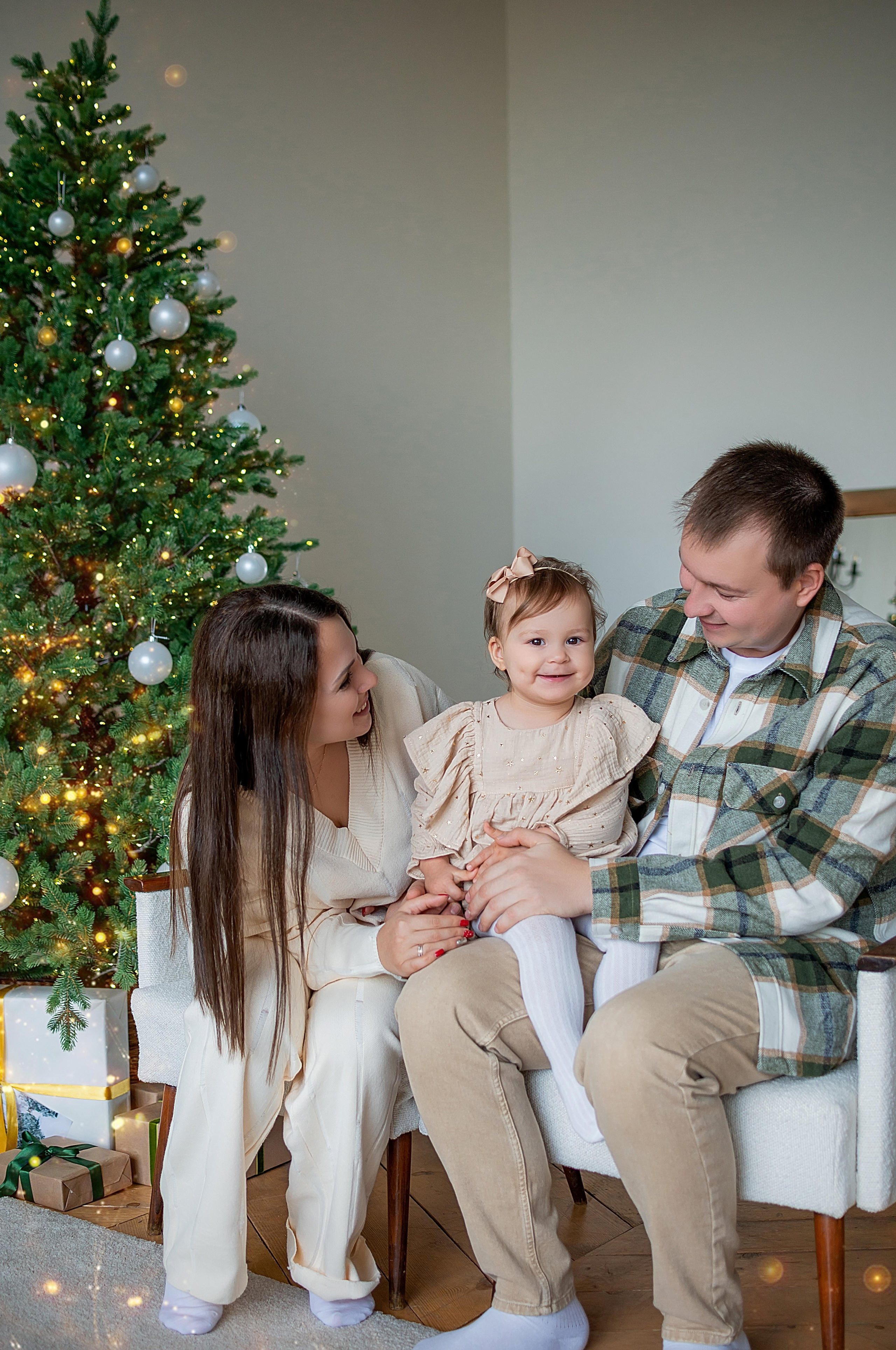 Новогодняя семейная фотосессия в Краснодаре 2023-2024. Фотограф новорожденных Краснодар Малышенко Надежда