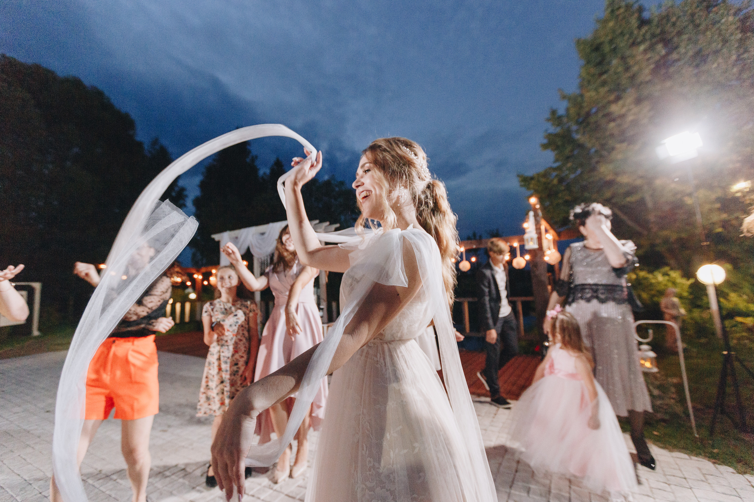 Фото и Видео съёмки в Могилеве. Свадебный семейный фотограф и видеограф Гомель Минск Беларусь Европа