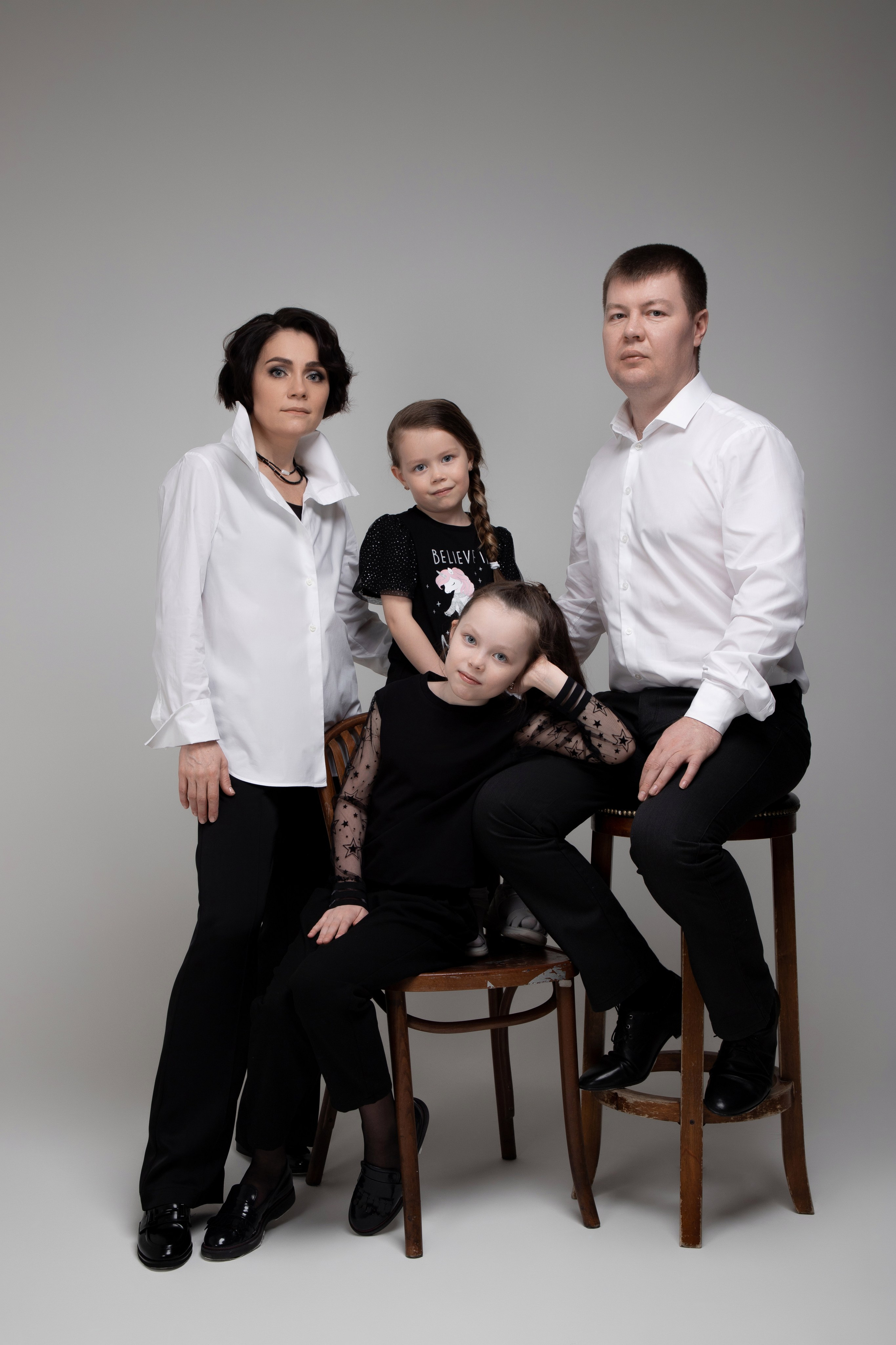 Алексей, Елена, Кристина и Арина. Фотограф Денис Лесковский (Тюмень)