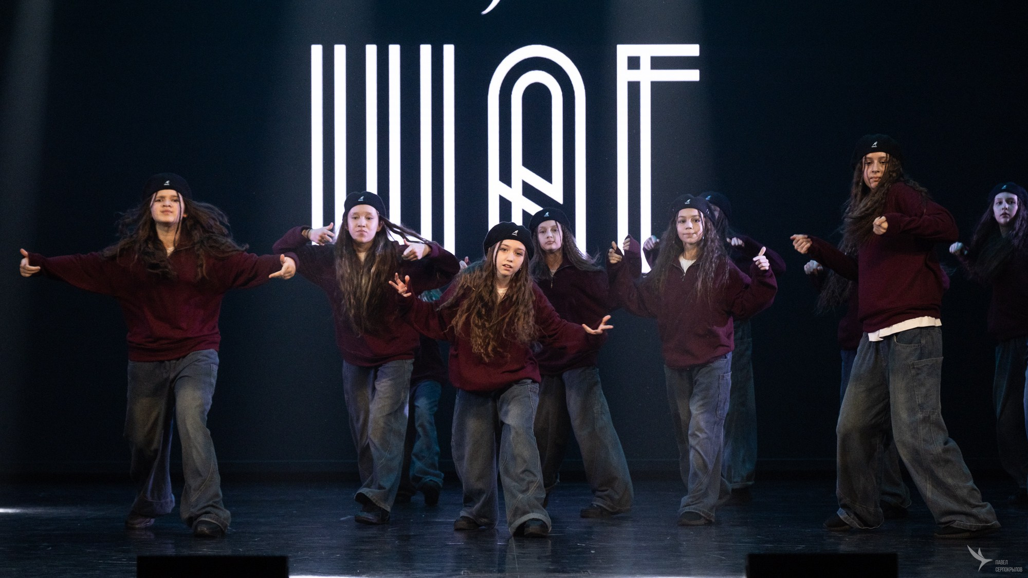 Отчетный концерт студии танца «ШАГ». Репортажный фотограф в Казани Павел Серпокрылов