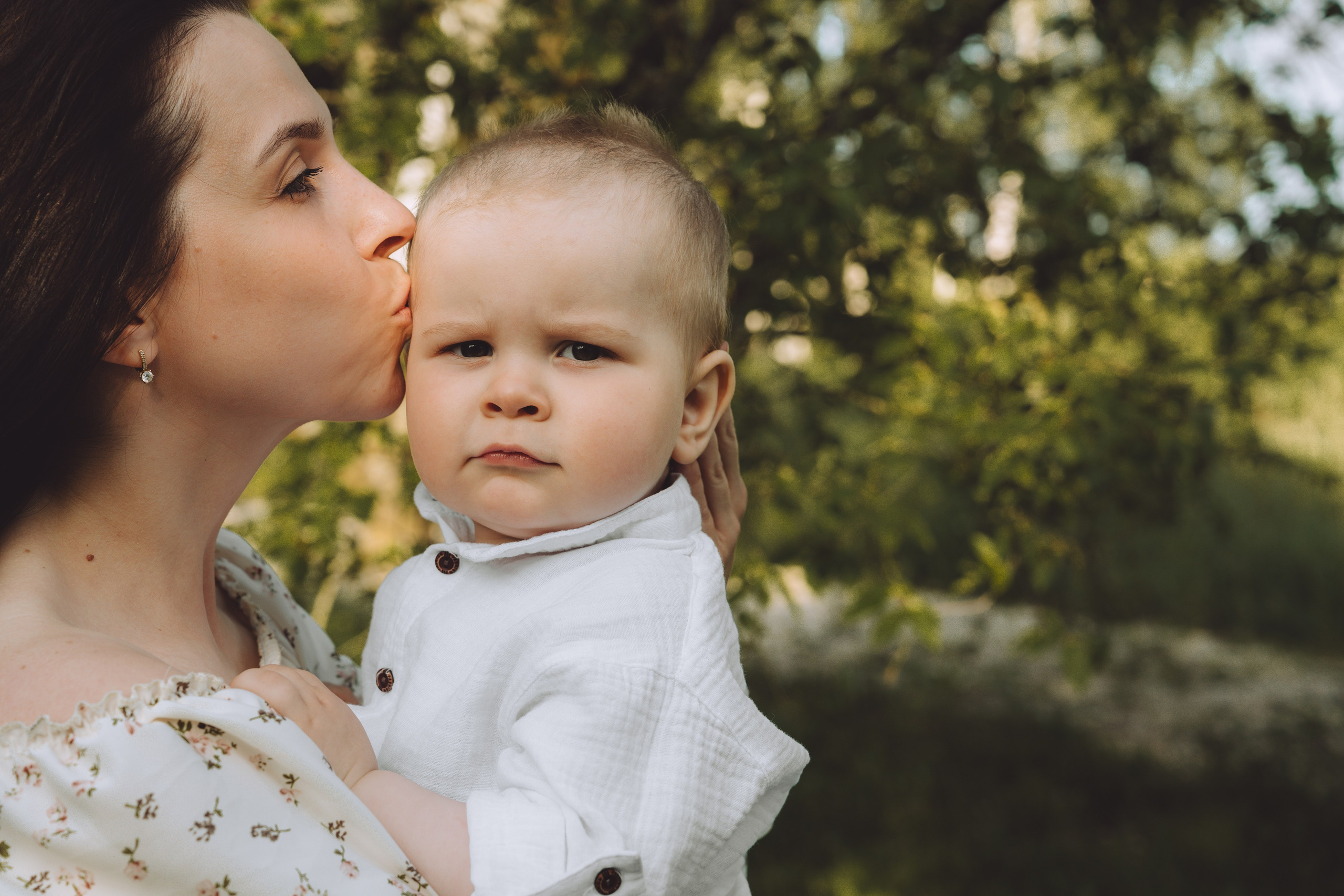 МАТЕРИНСТВО — ЭТО ПУТЬ, ГДЕ МАЛЕНЬКИЕ ЛАДОШКИ ВЕДУТ К БОЛЬШИМ ОТКРЫТИЯМ. Семейный и детский фотограф Анна Бренч