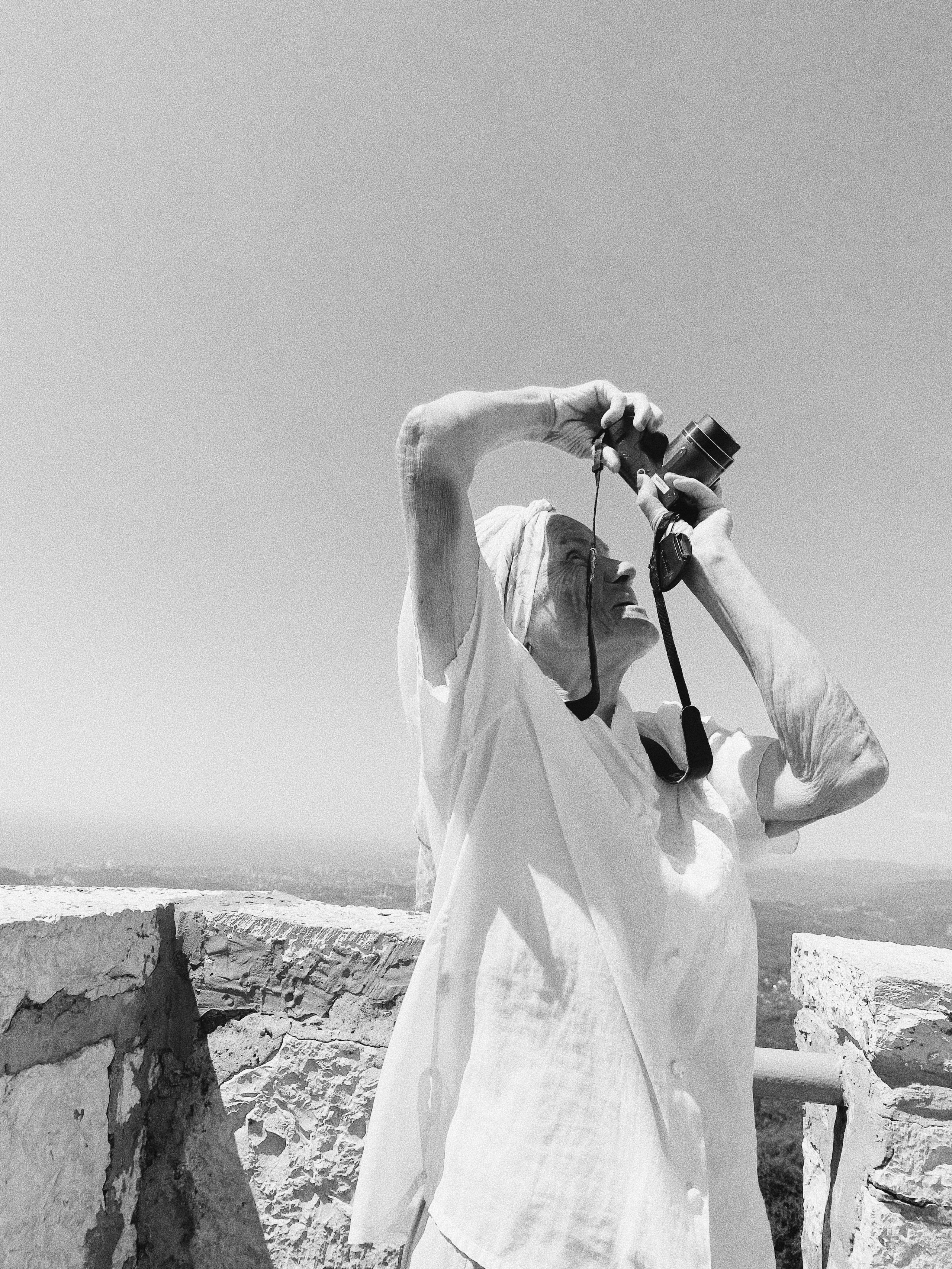 Étrangers. Carolinetru