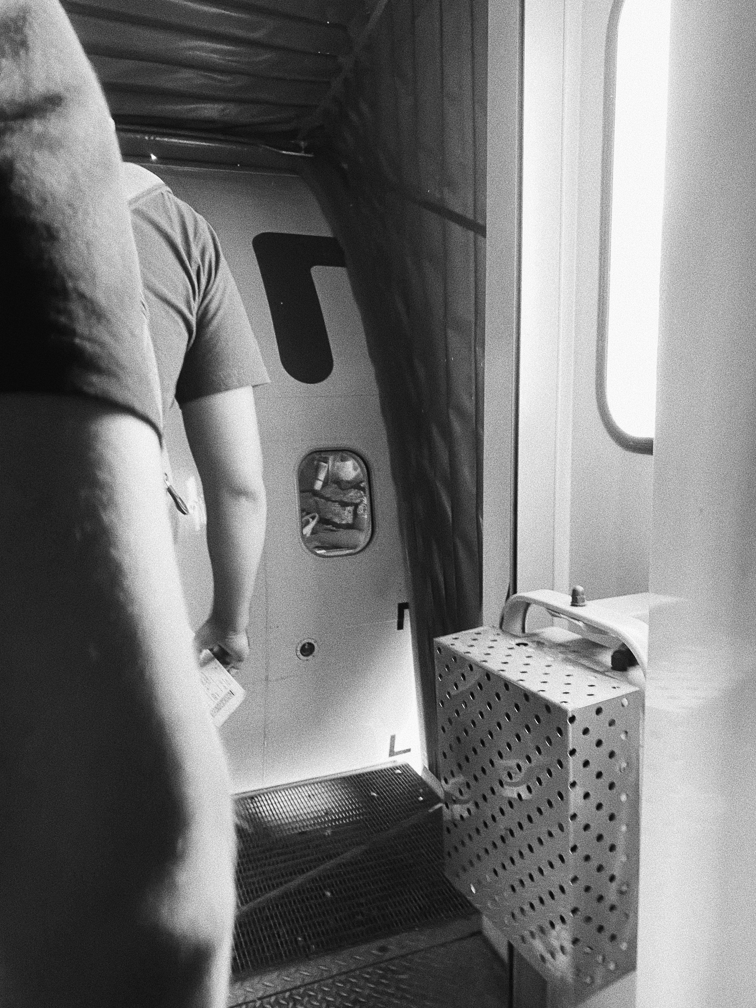 Étrangers. Carolinetru