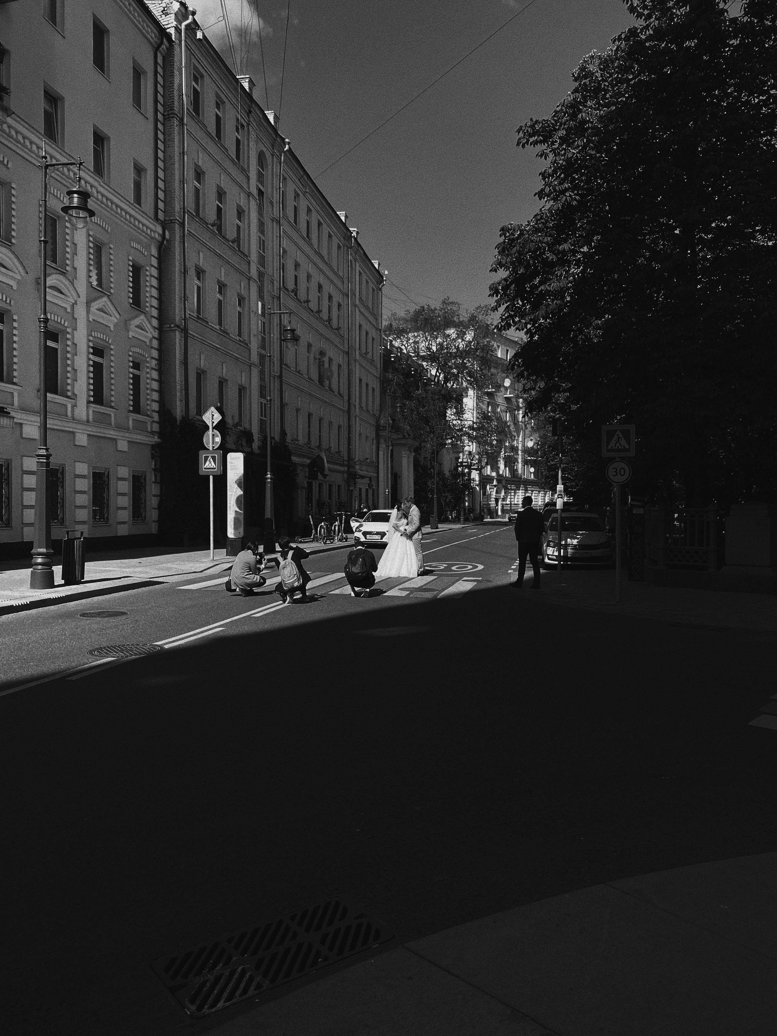 Étrangers. Carolinetru