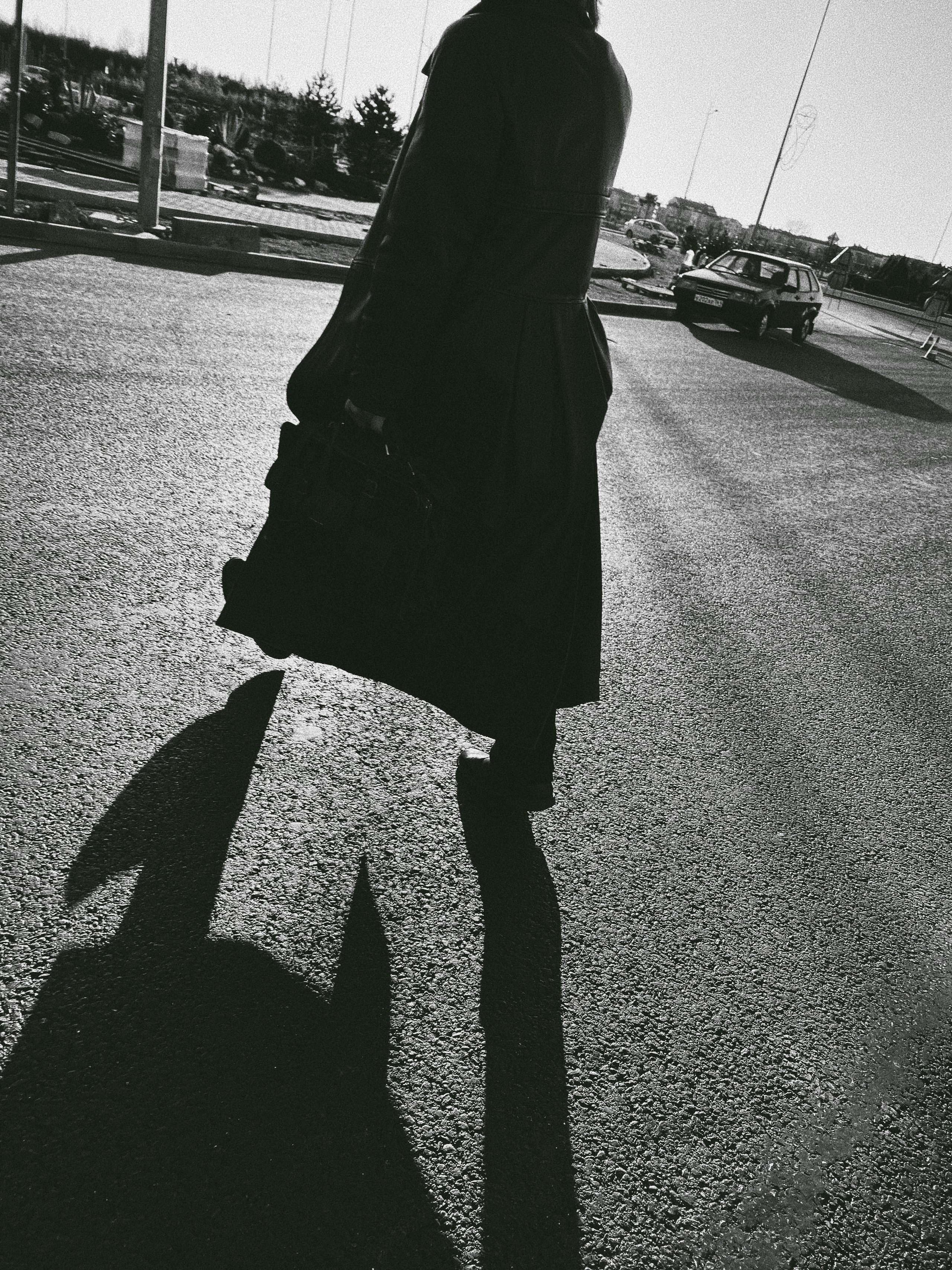 Étrangers. Carolinetru