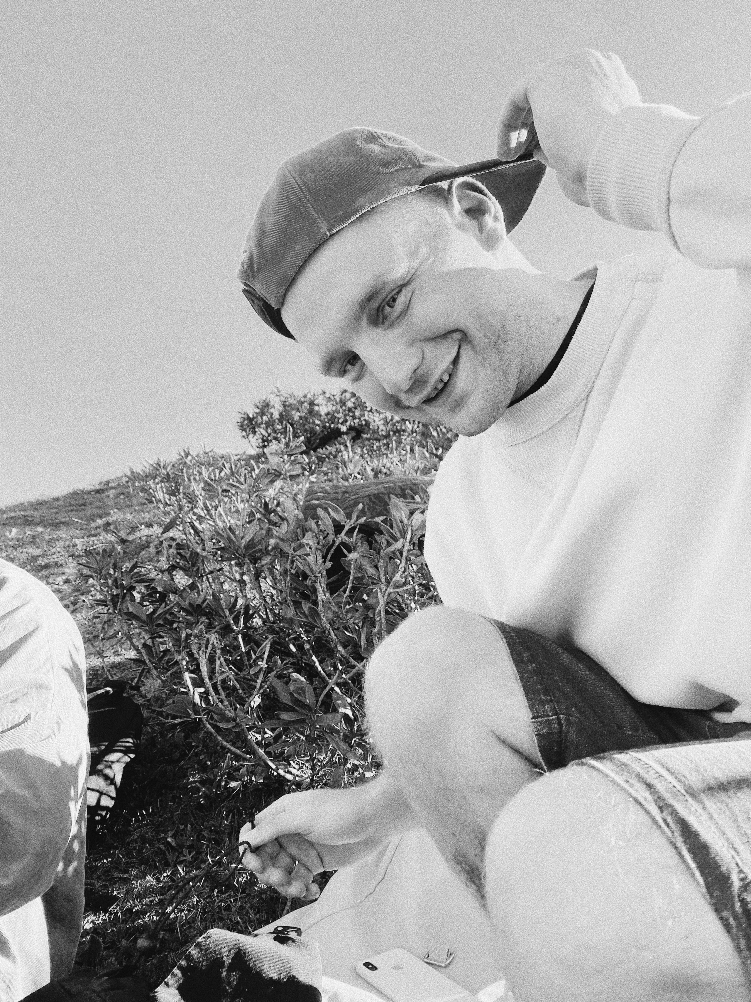 Étrangers. Carolinetru