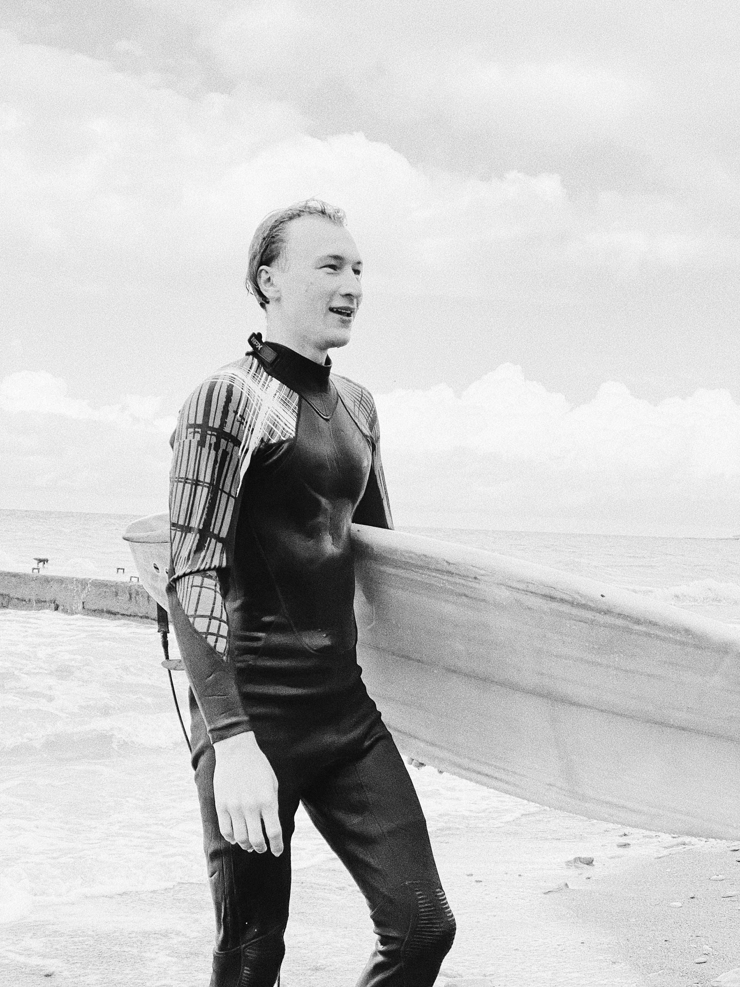 Surfing. Carolinetru