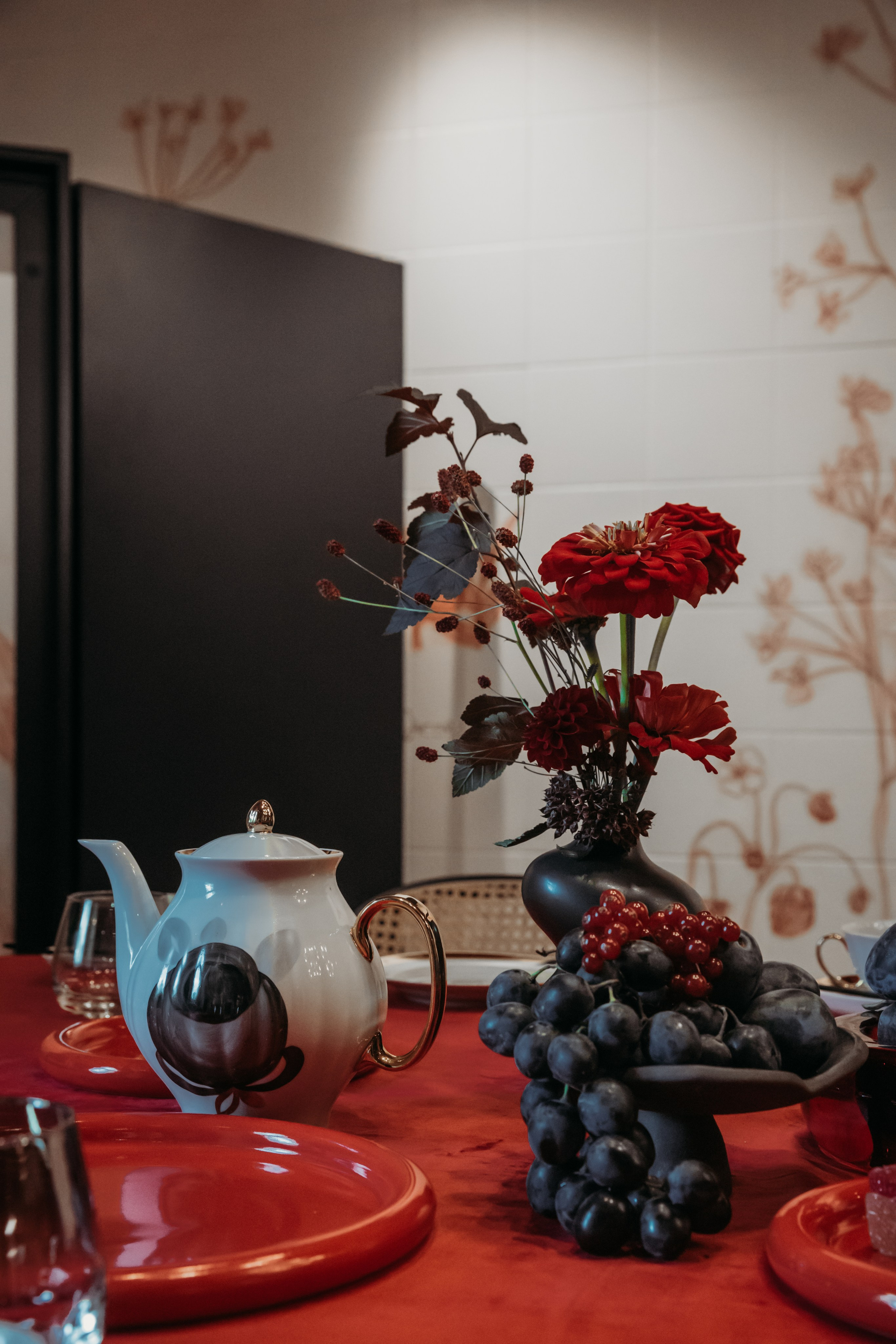 Родные люди «История парфюмерии». Леся Гаранина. Семейный фотограф/видеограф Москва и область