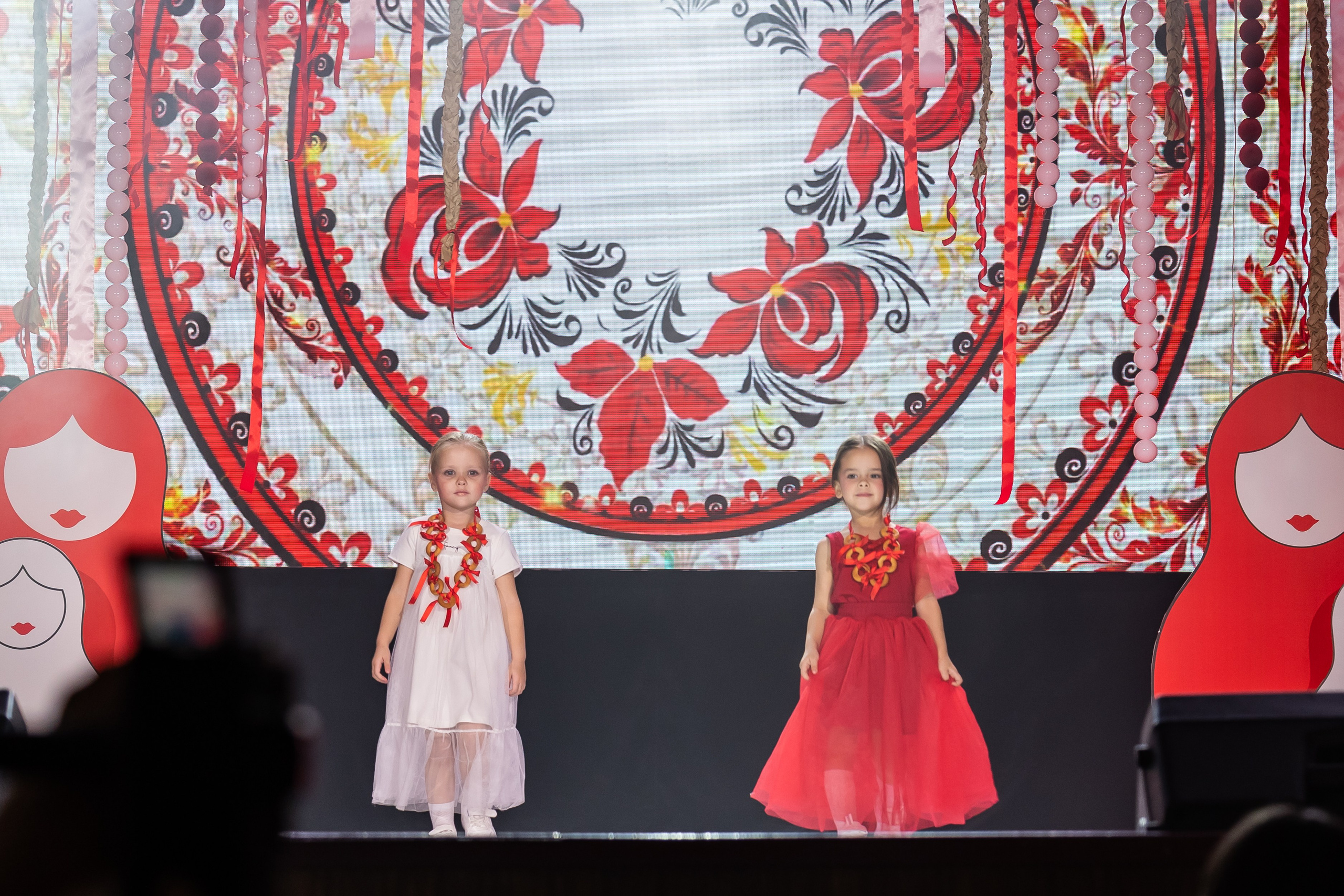 Показ Happy Kids. Выпускные альбомы во Владивостоке