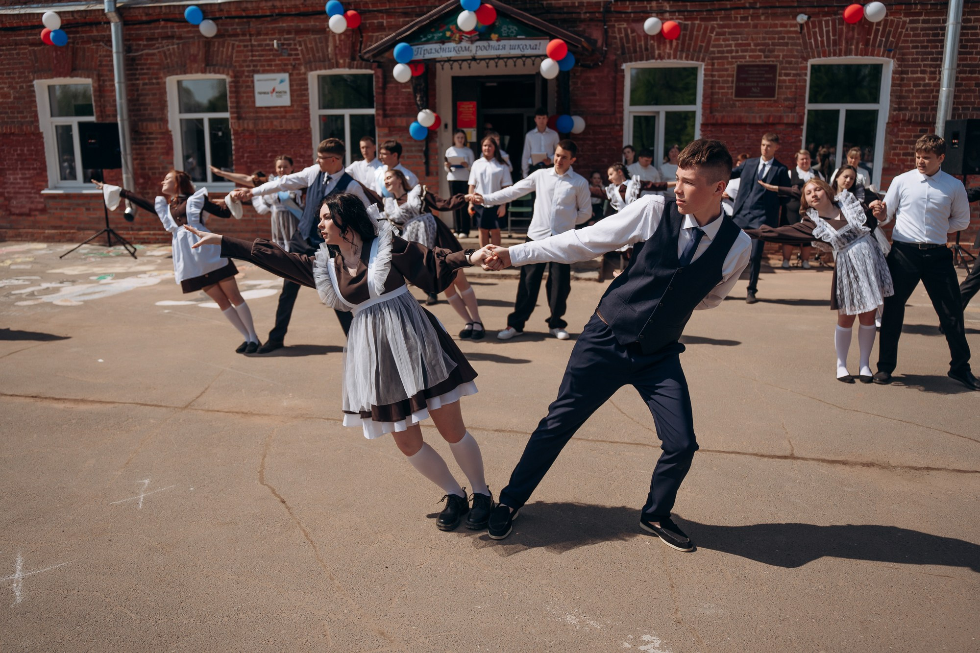 Последний звонок, 11 класс. Свадебный и репортажный фотограф в Ярославле Евгений Сальников