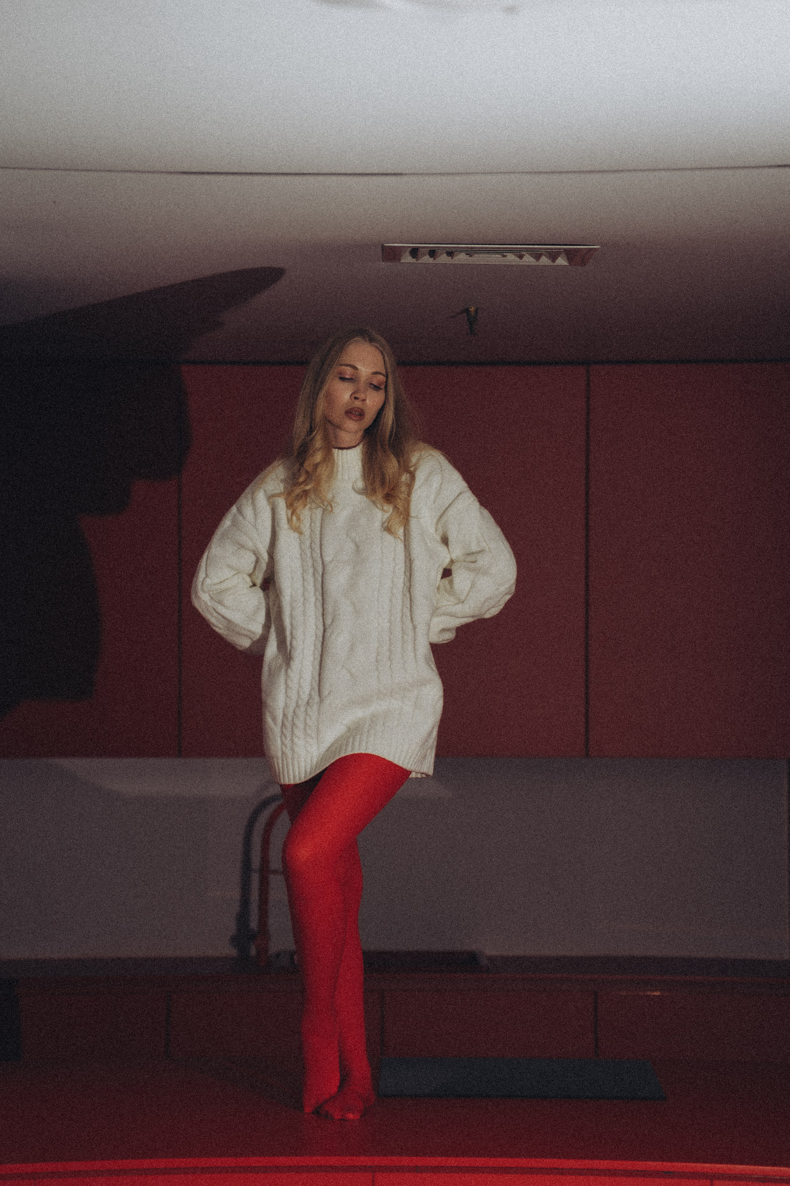 ФОТОСЕССИЯ К НОВОМУ ГОДУ В СТУДИИ С ЕЛОЧКОЙ КРАСИВЫЙ ОБРАЗ. Профессиональный фотограф, Санкт-Петербург — Виктория Богомолова