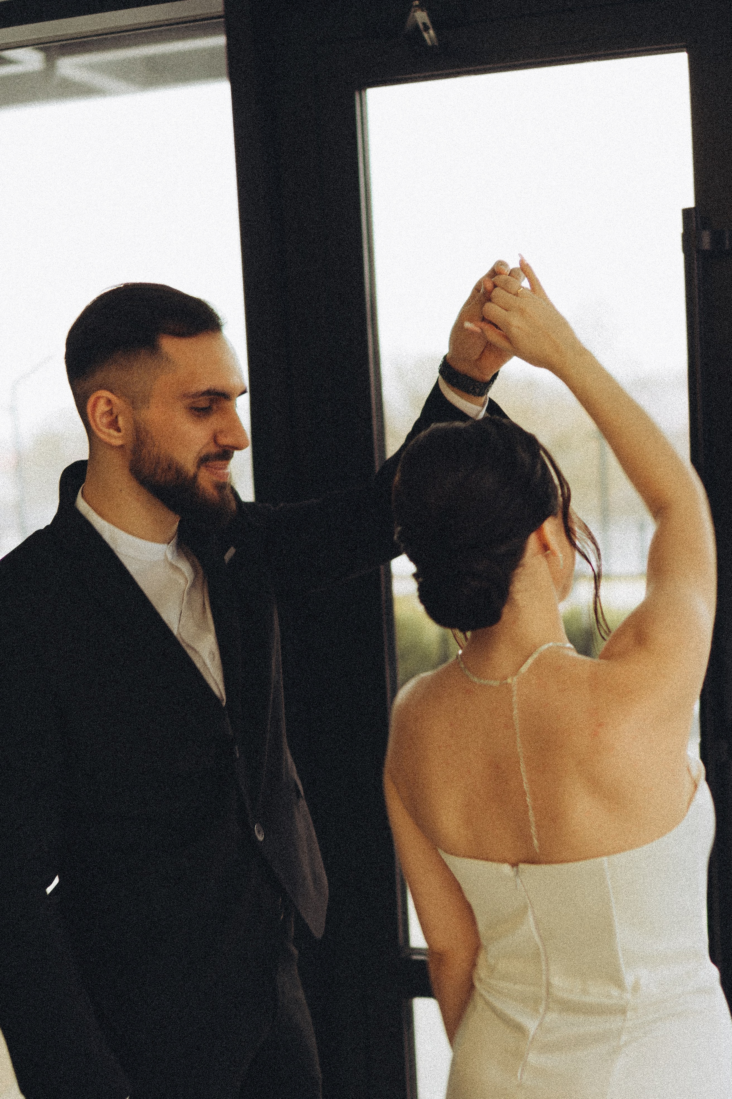 СВАДЕБНАЯ СЬЕМКА СБОРОВ ЖЕНИХА И НЕВЕСТЫ В ОТЕЛЕ И ТАКЖЕ ФОТОСЕССИИЯ В ОТЕЛЕЕ МЕГАПОЛИС БРЯНСК. Профессиональный фотограф, Санкт-Петербург — Виктория Богомолова