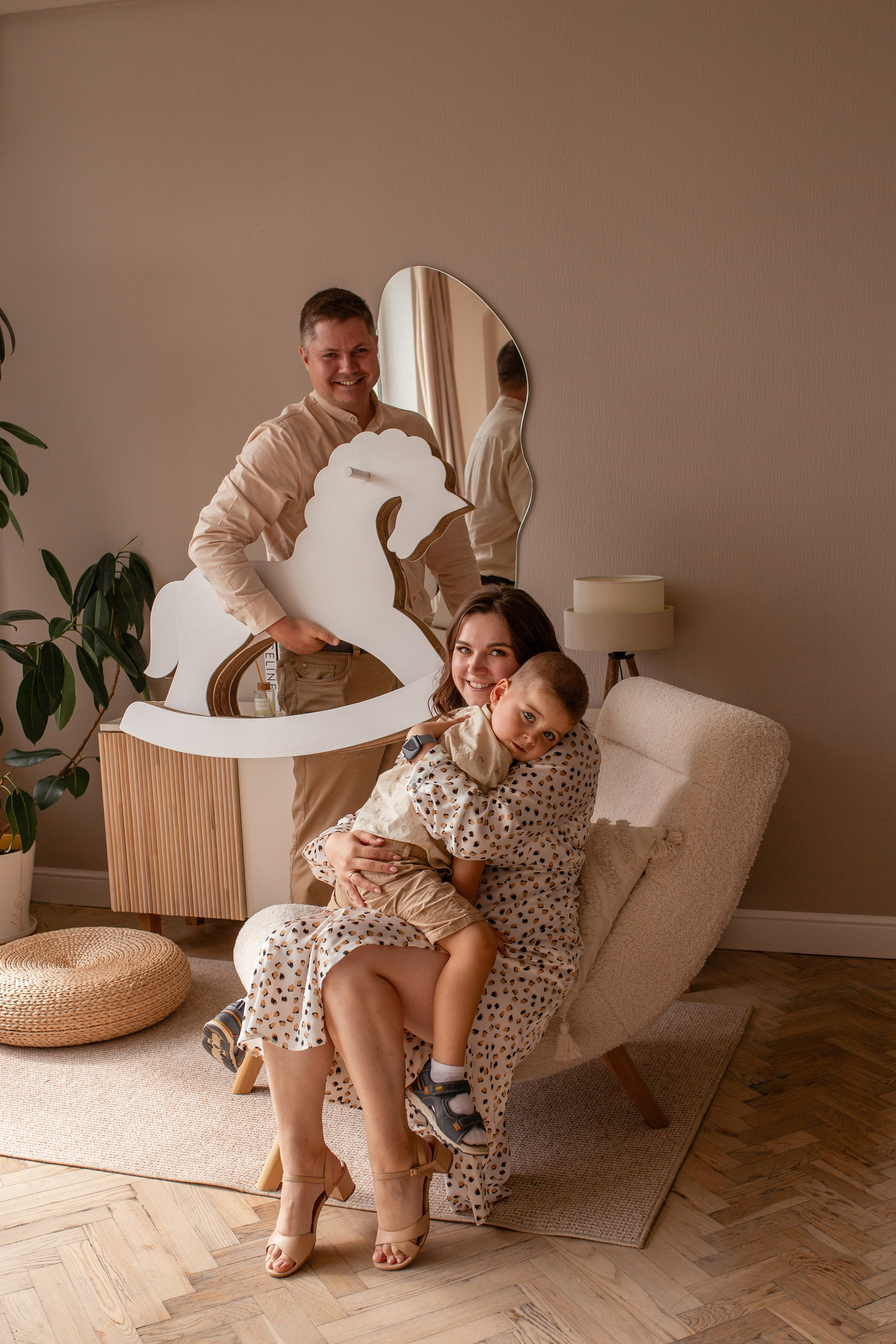 Надежда, Григорий и Ваня с семьёй