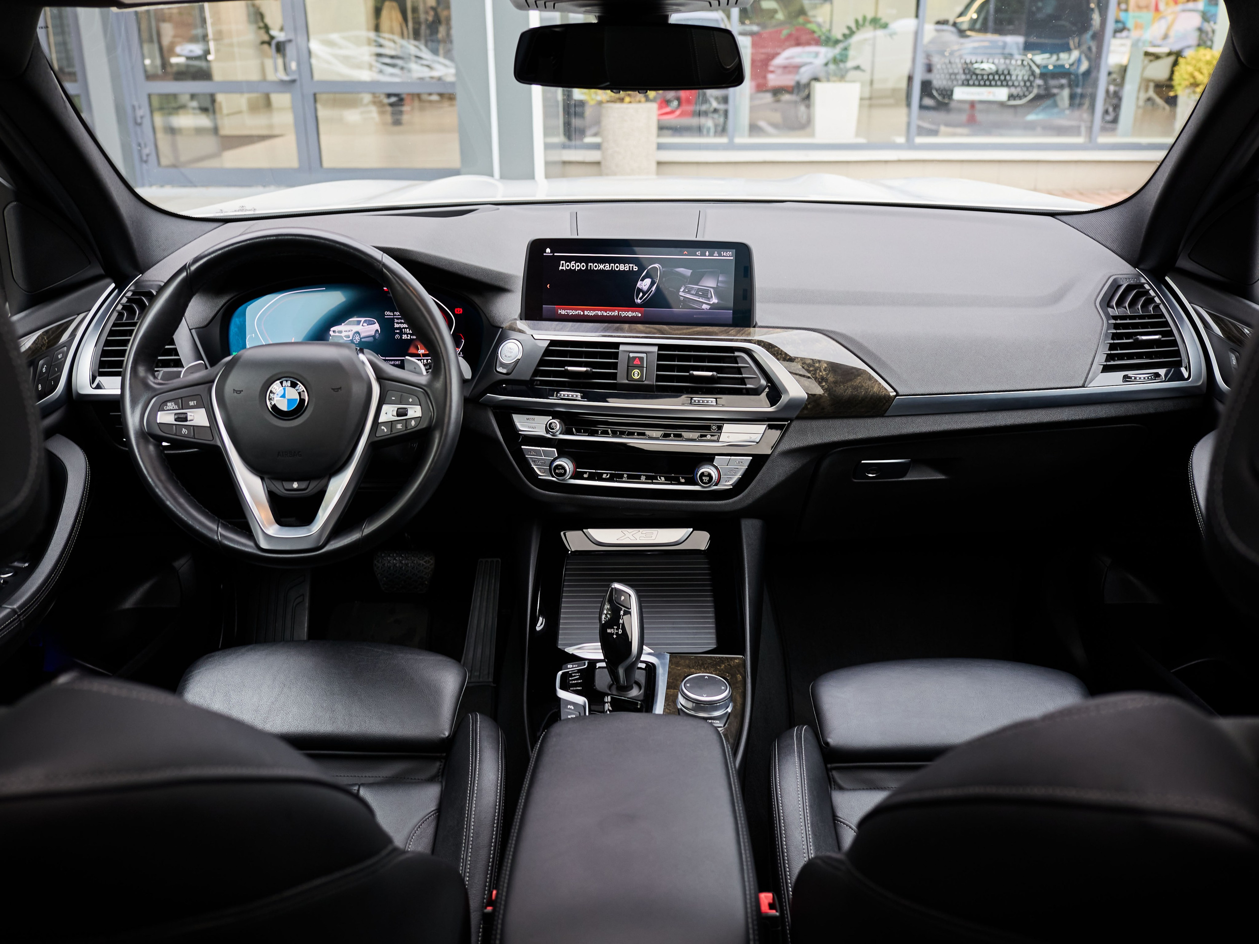 BMW X3. IDeAI studio