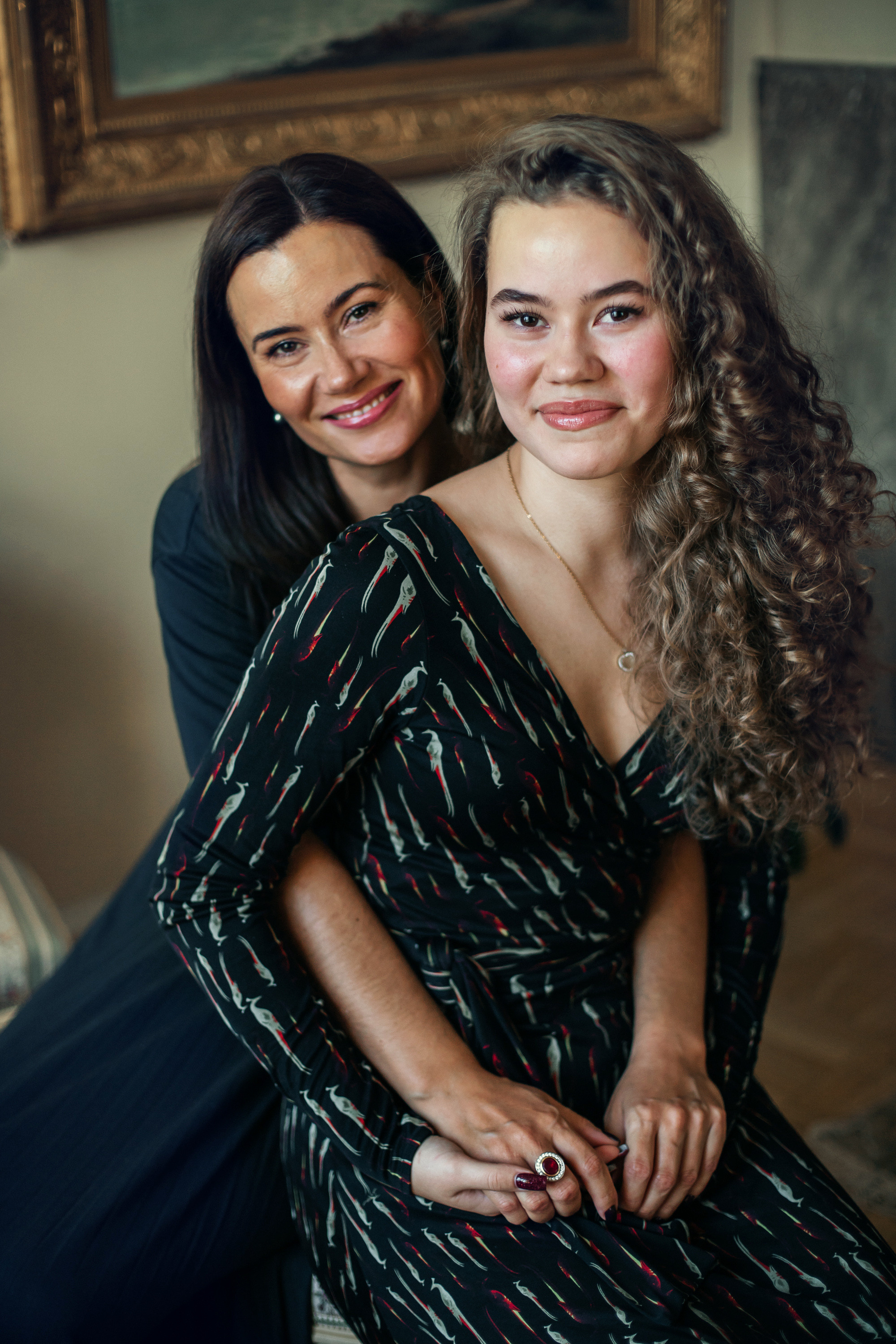 Jekaterina & Nicole. Family and portrait photographer Helsinki