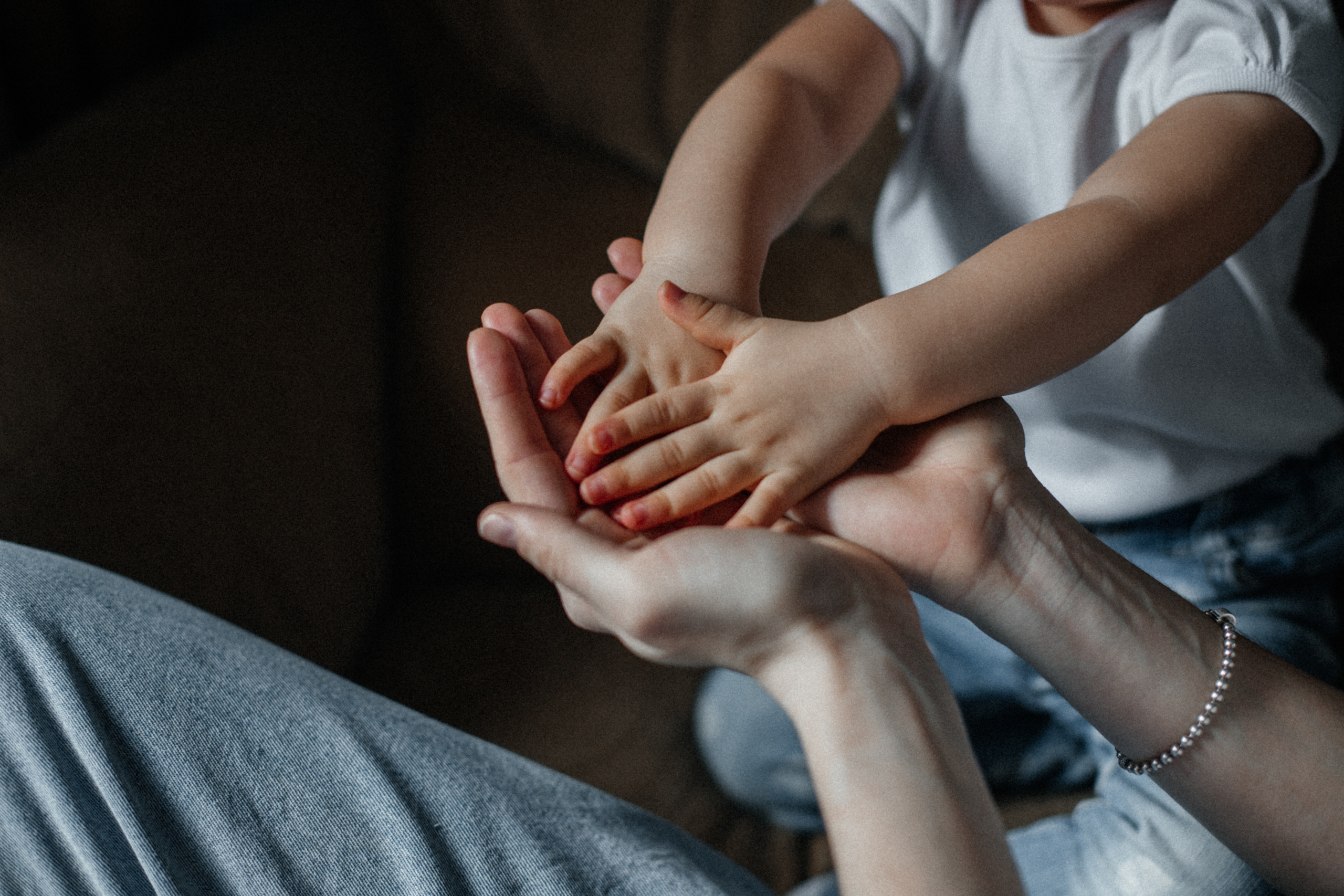 Rita & Uljana. Family and portrait photographer Helsinki