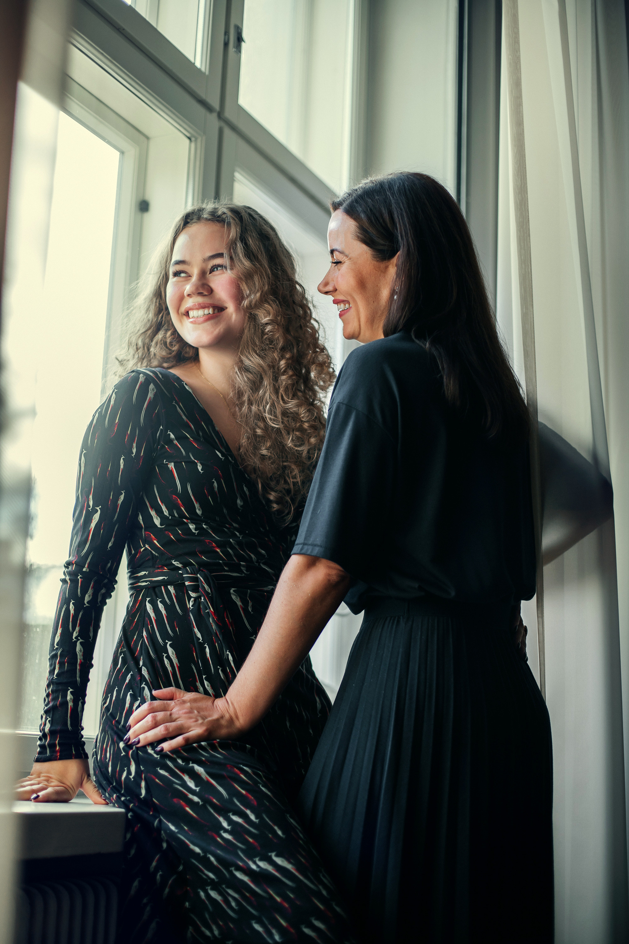 Jekaterina & Nicole. Family and portrait photographer Helsinki