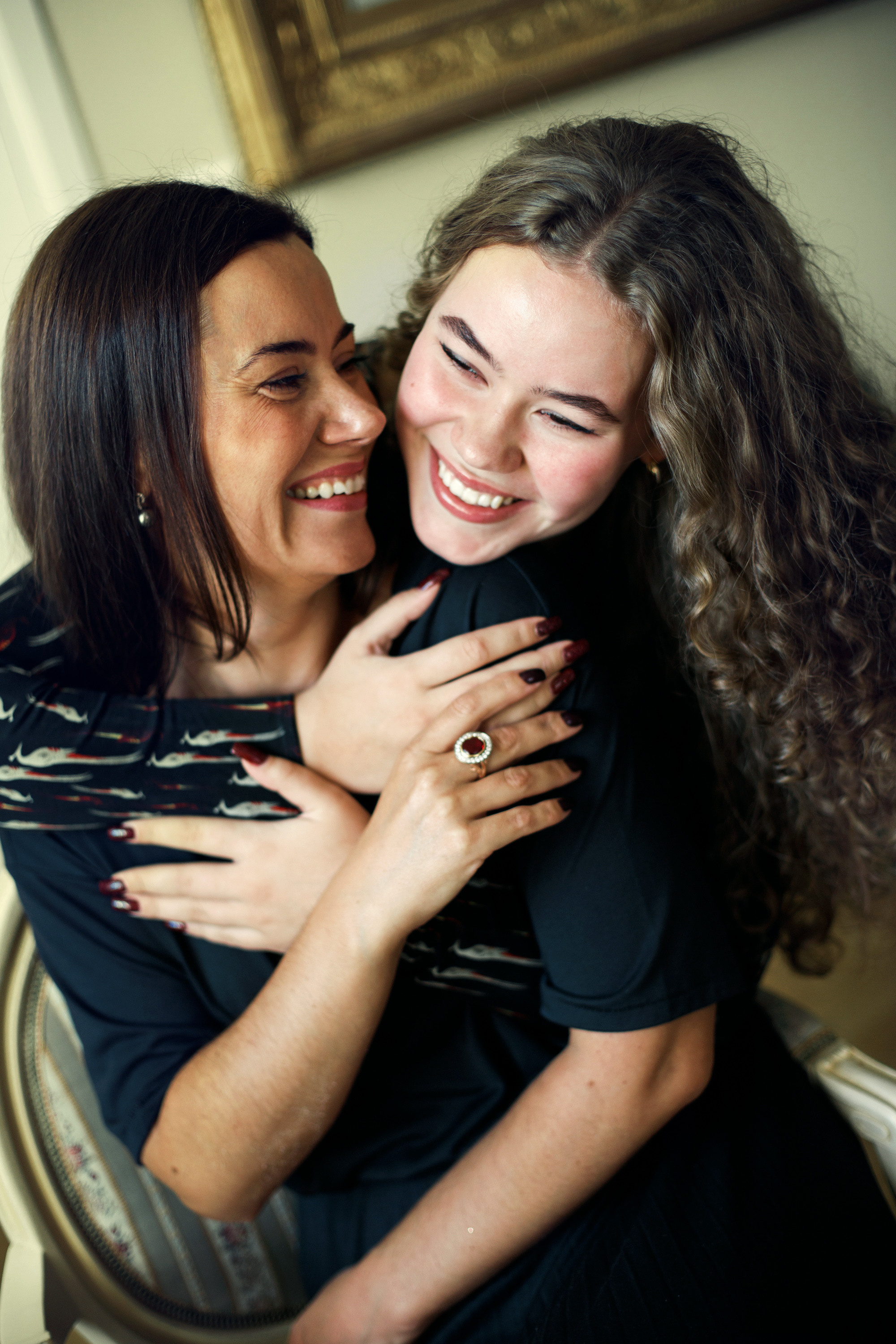 Jekaterina & Nicole. Family and portrait photographer Helsinki