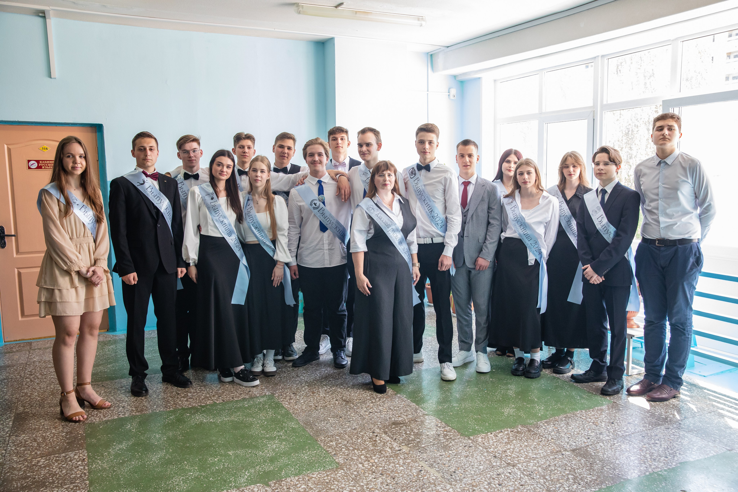 Последний Звонок 2024. Репортажный фотограф Минск ❘ Костецкий Илья ❘ Беларусь