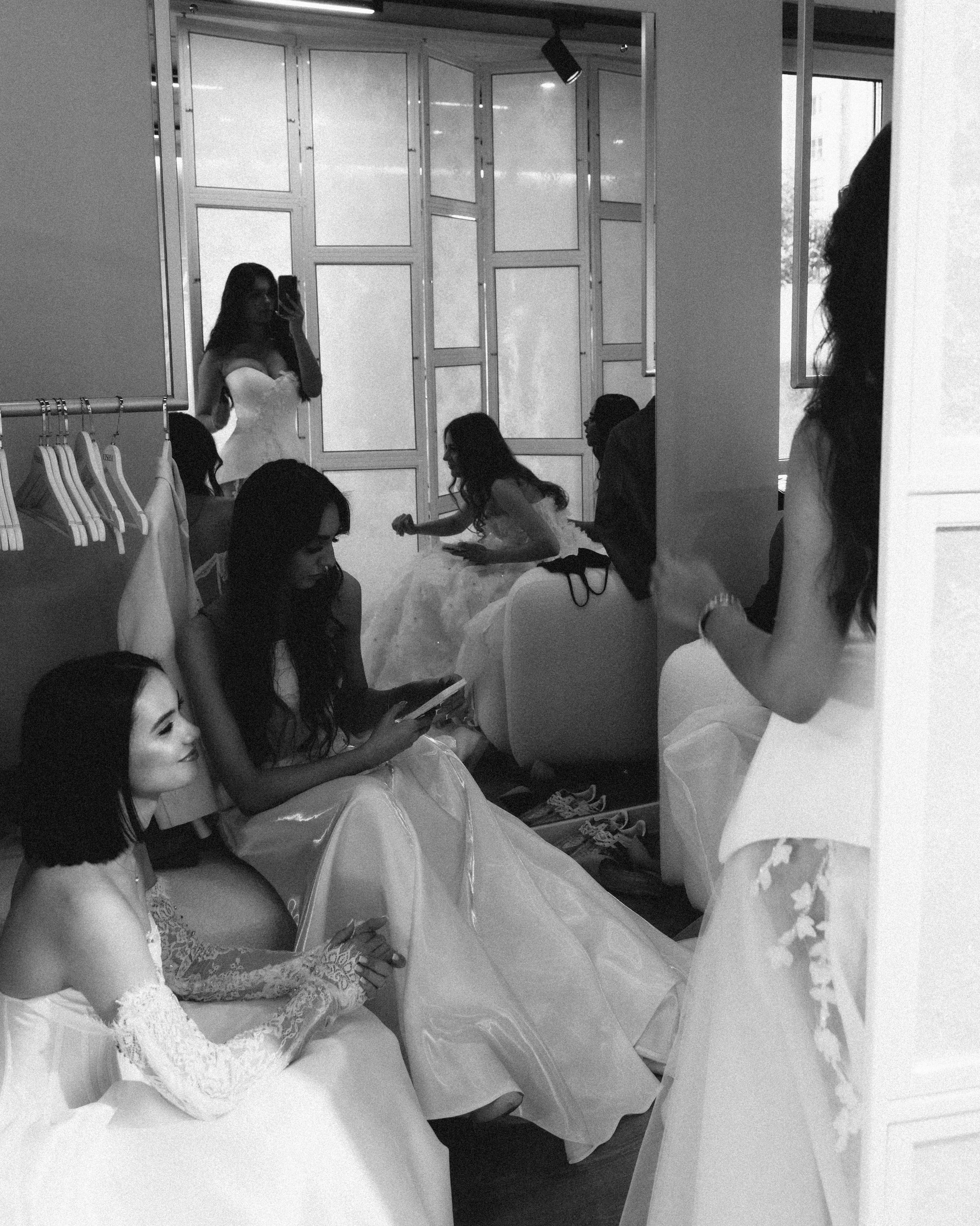 Открытие свадебного салона VISHA. Свадебные фотографы в Гомеле и Минске Сергей и Анастасия Фещенок