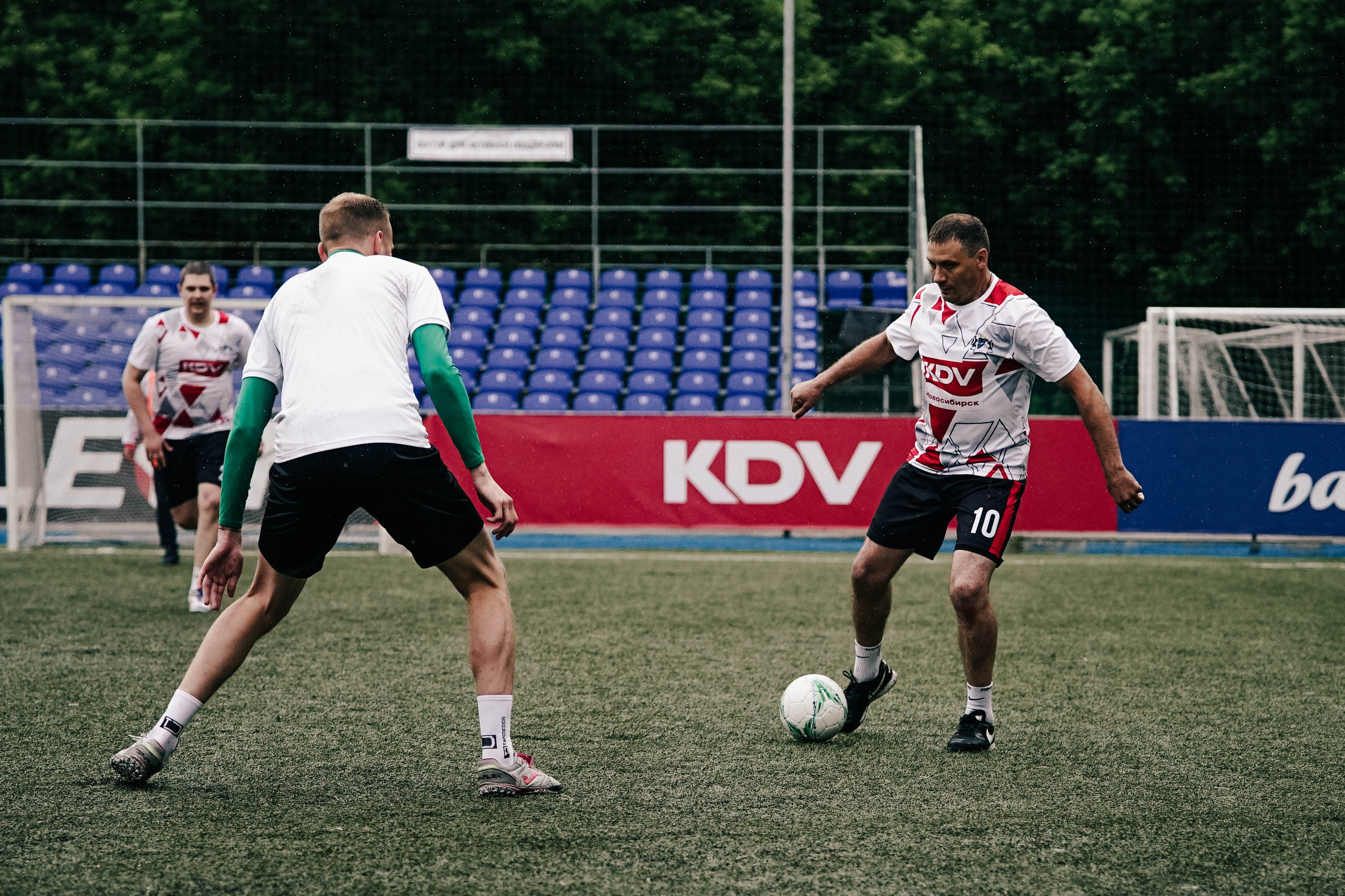 SPORT SHOOTS. Awes fram