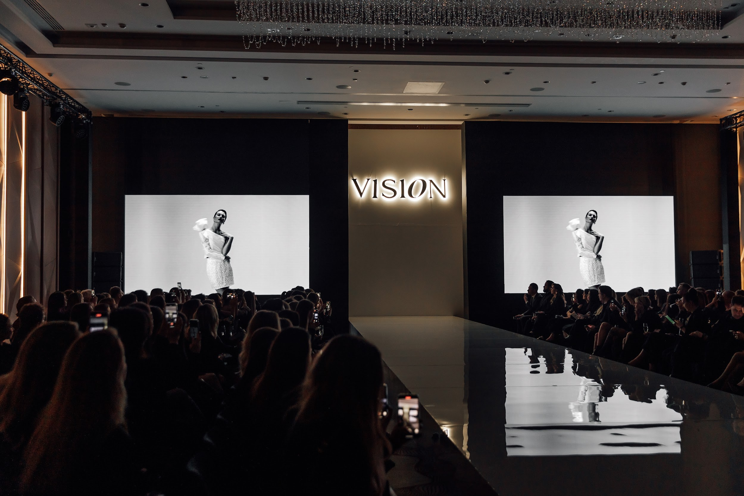 VISION. Любовь Чуляева — свадебный фотограф в Москве и Европе