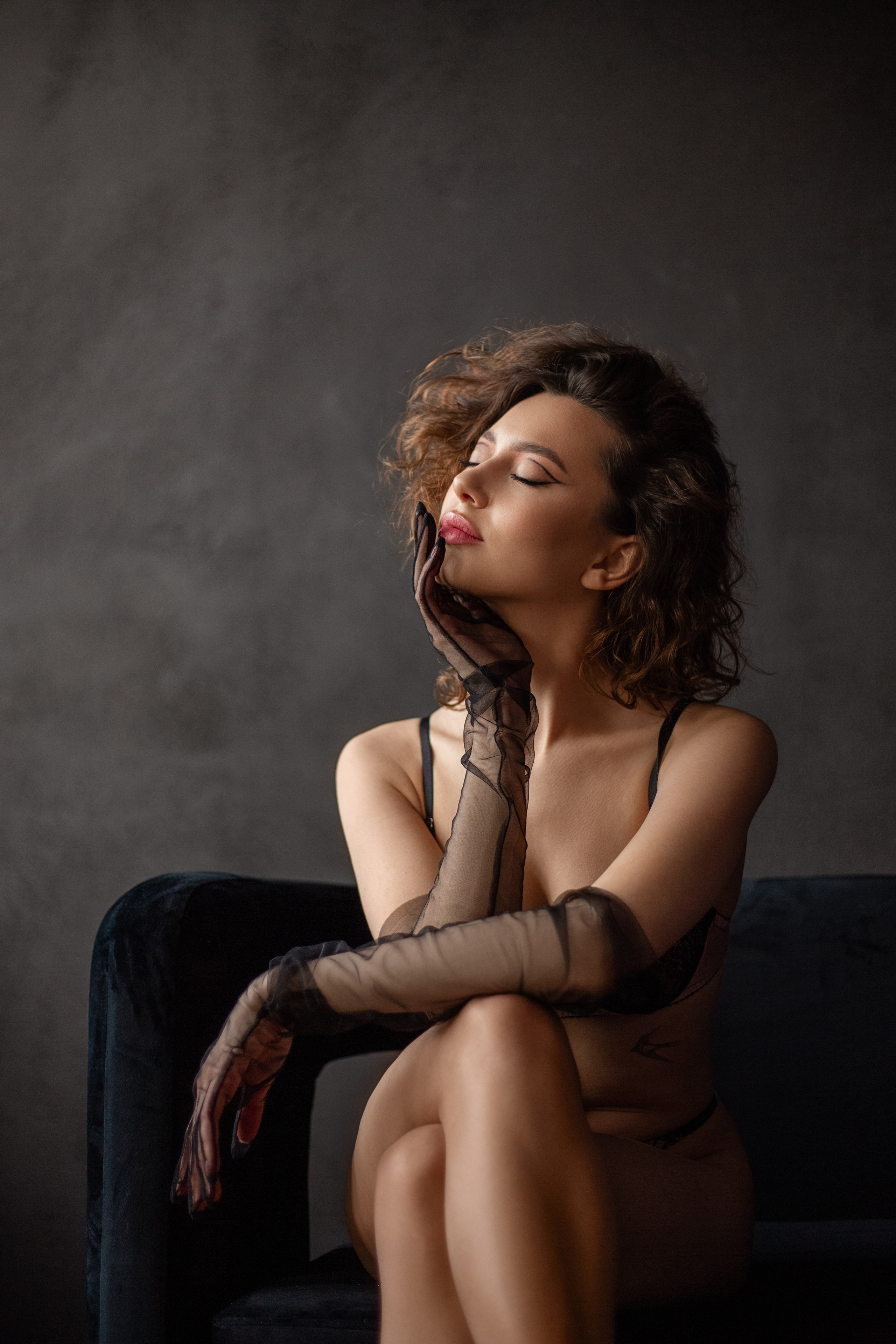 Женский портрет в студии. Женский и семейный фотограф в Екатеринбурге Маша Пруц